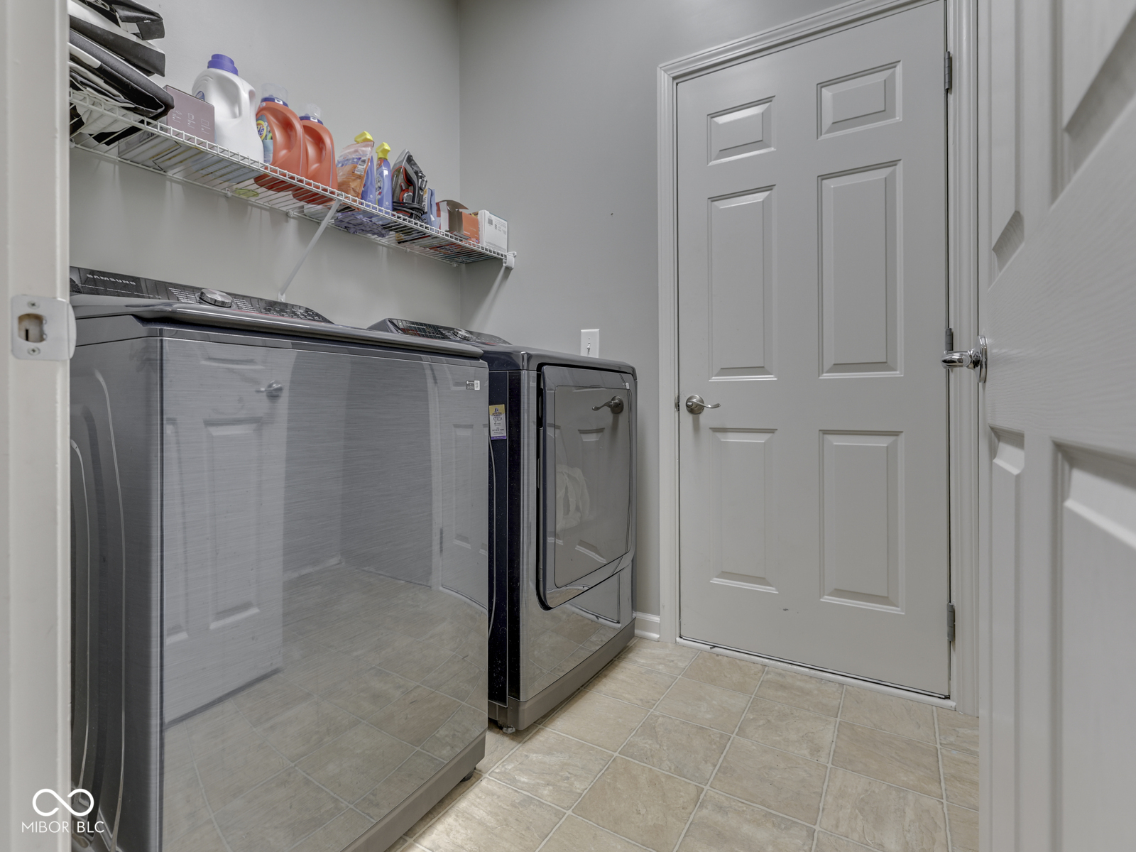 526 King Fisher Drive