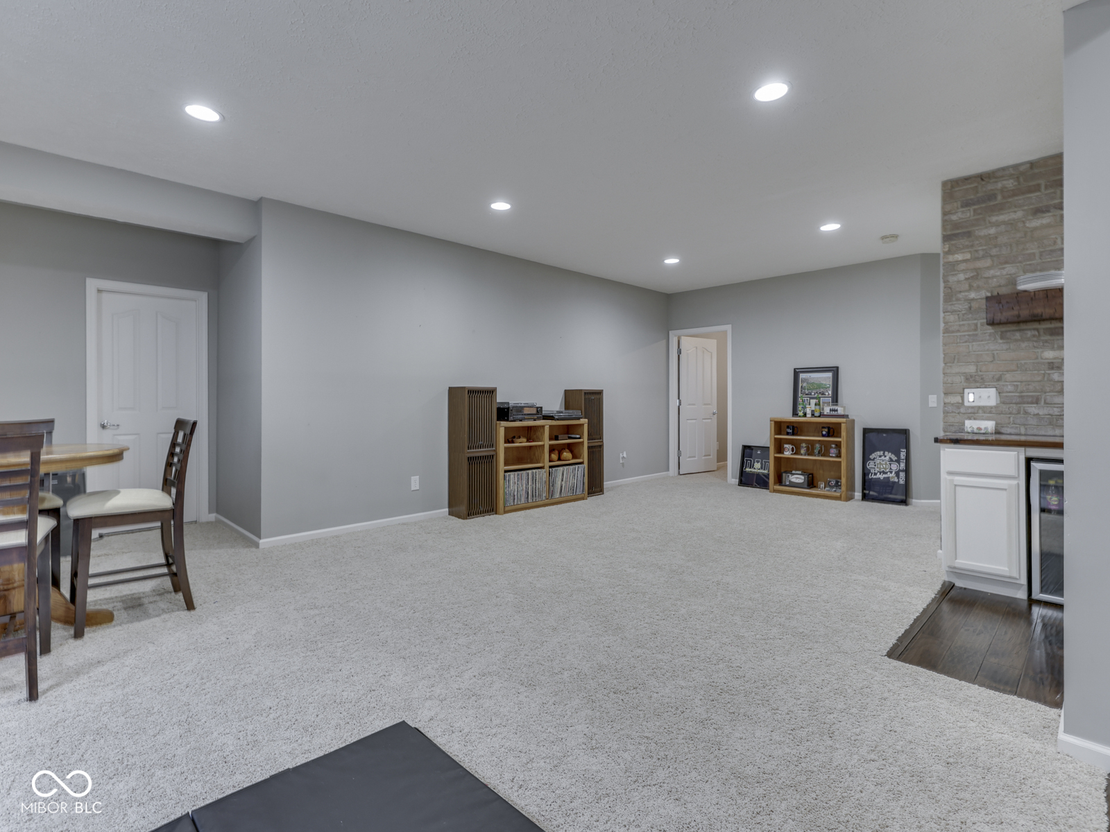 526 King Fisher Drive