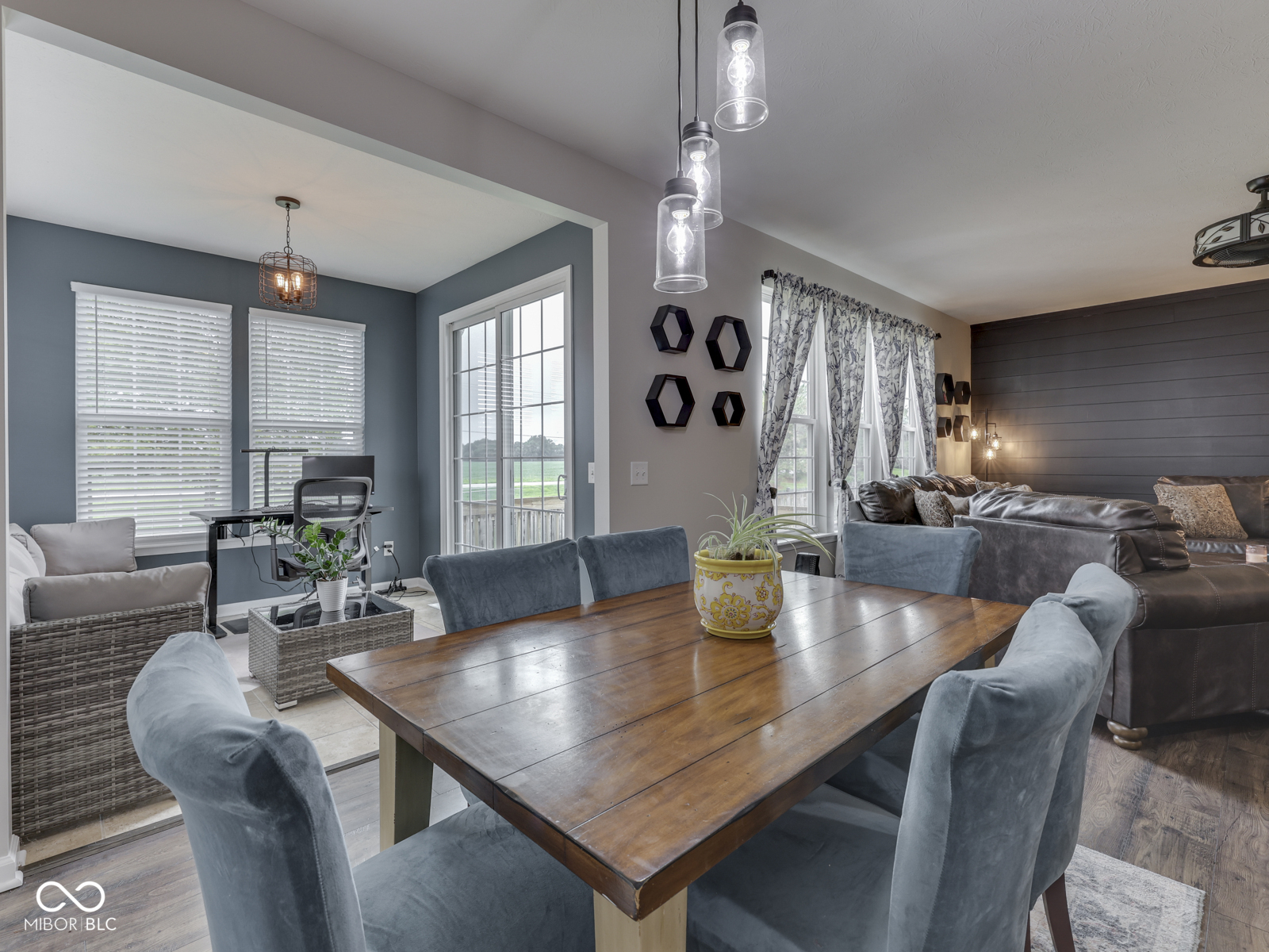 526 King Fisher Drive