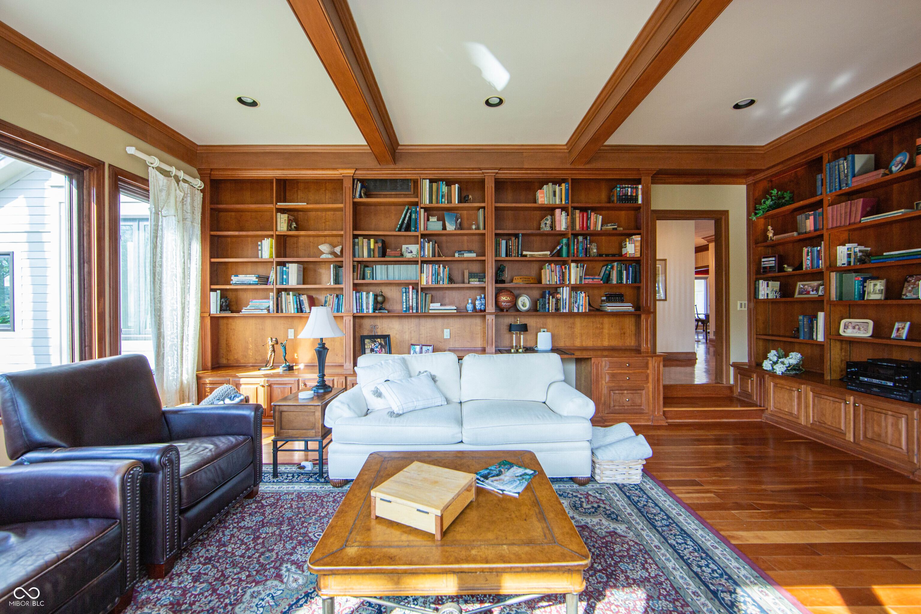 3609 N Devon Drive
