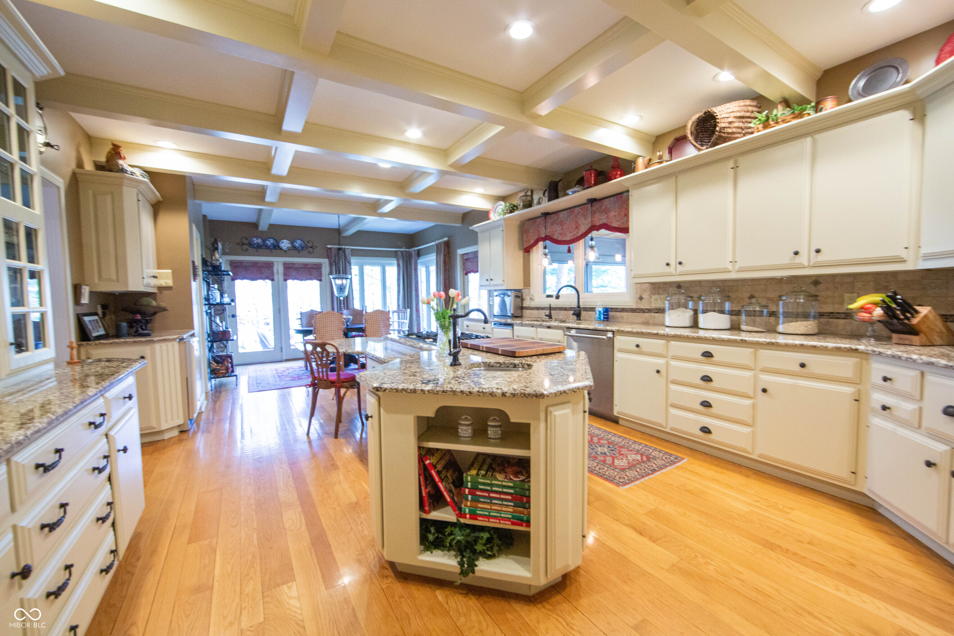 3609 N Devon Drive