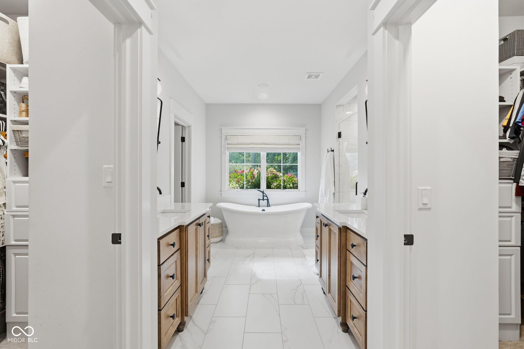 8635 Auburn Ridge