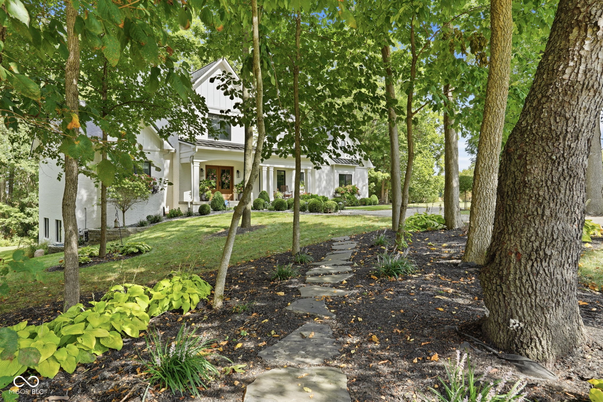 8635 Auburn Ridge