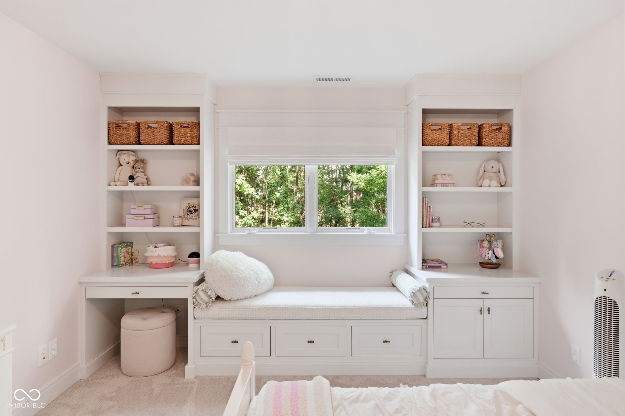8635 Auburn Ridge
