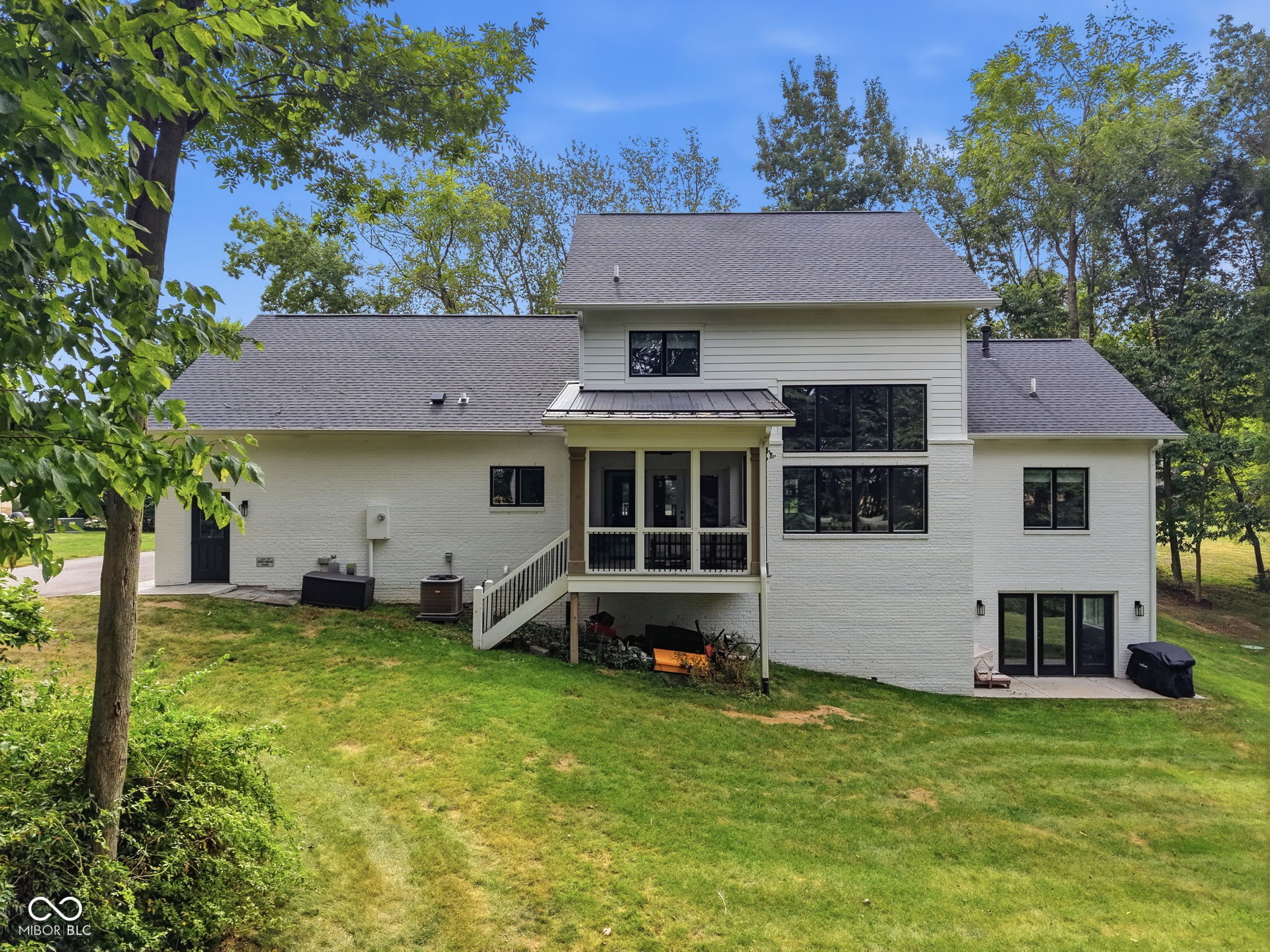 8635 Auburn Ridge