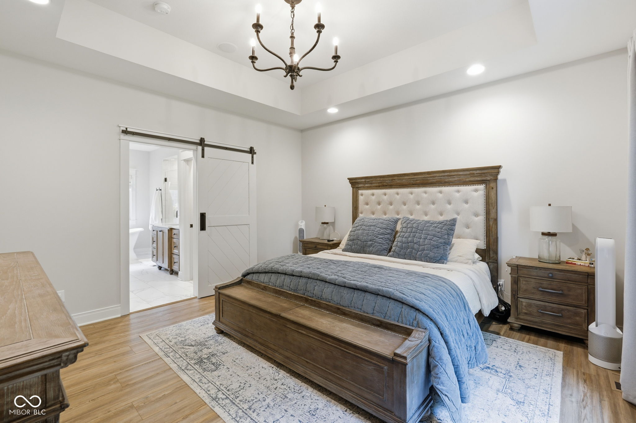 8635 Auburn Ridge