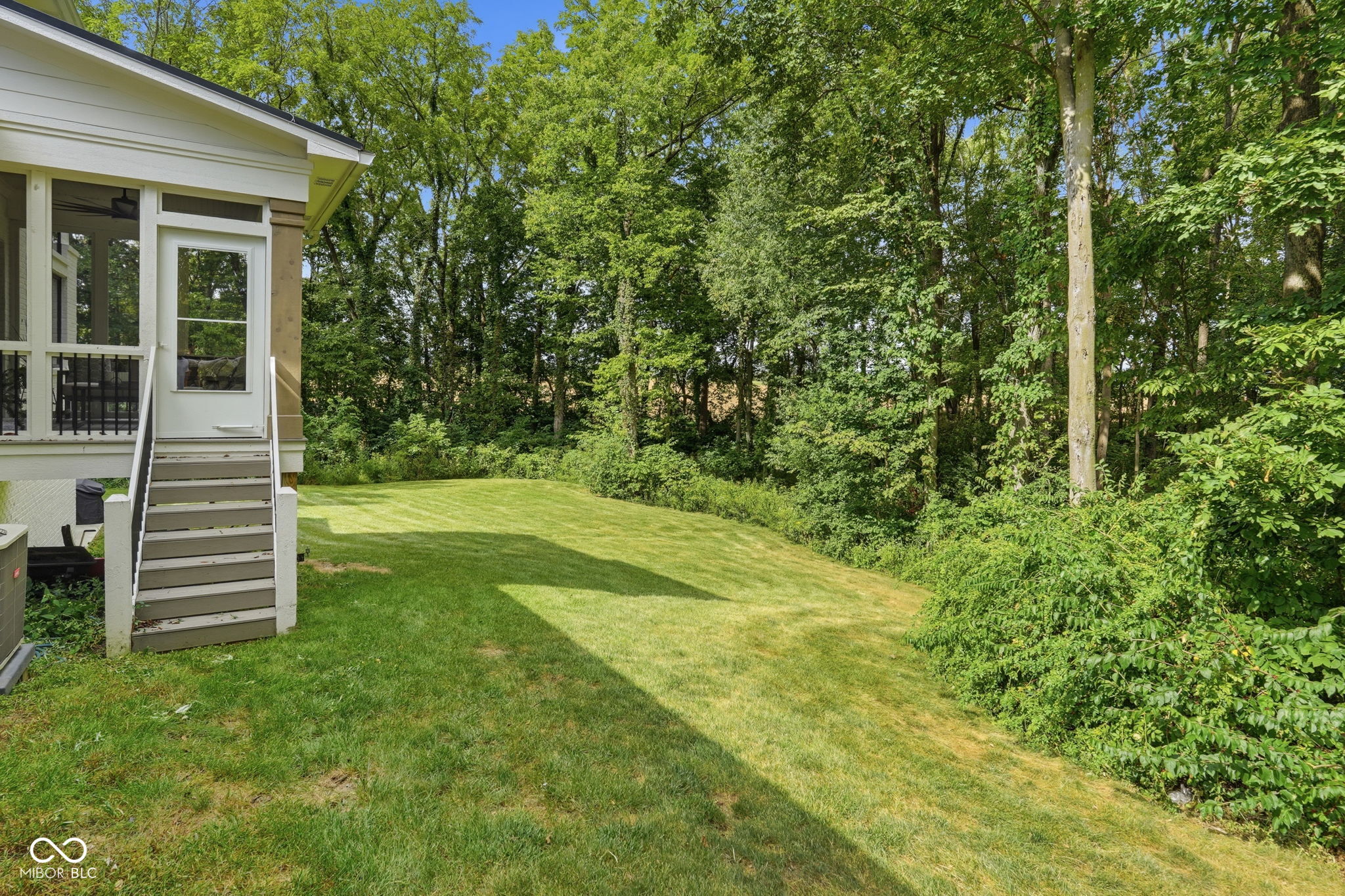 8635 Auburn Ridge