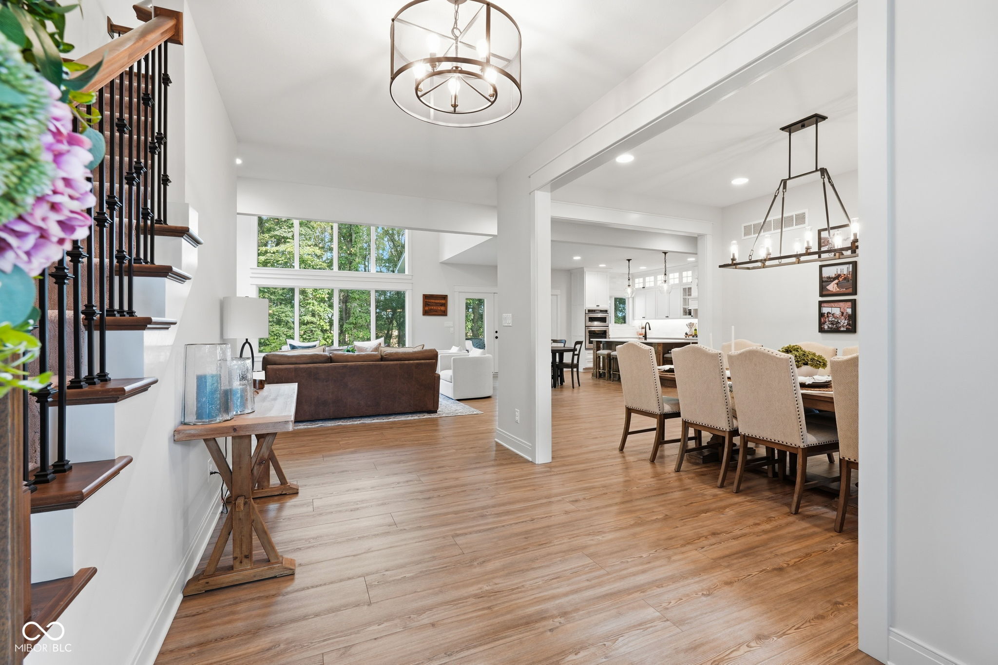 8635 Auburn Ridge
