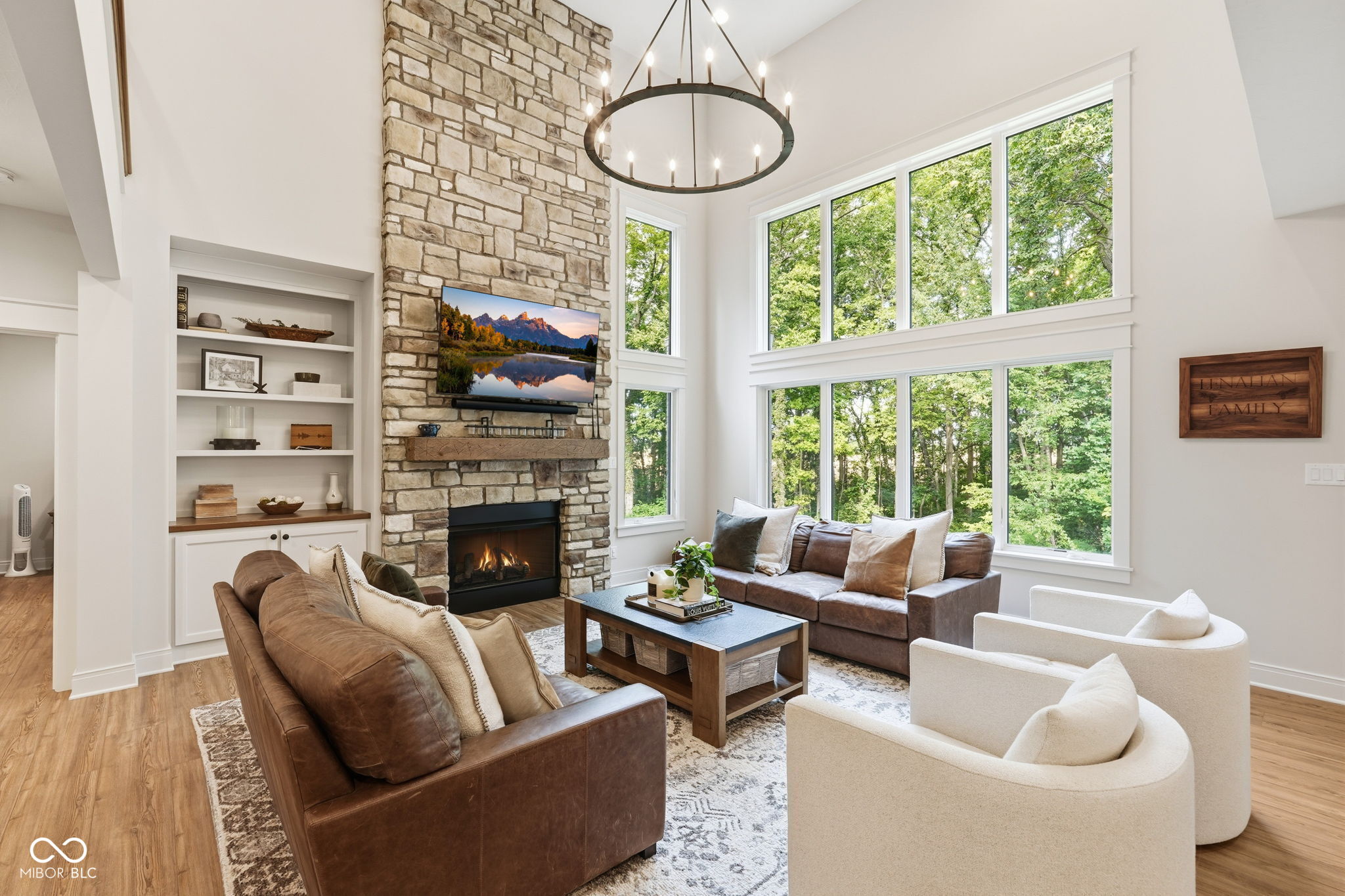 8635 Auburn Ridge