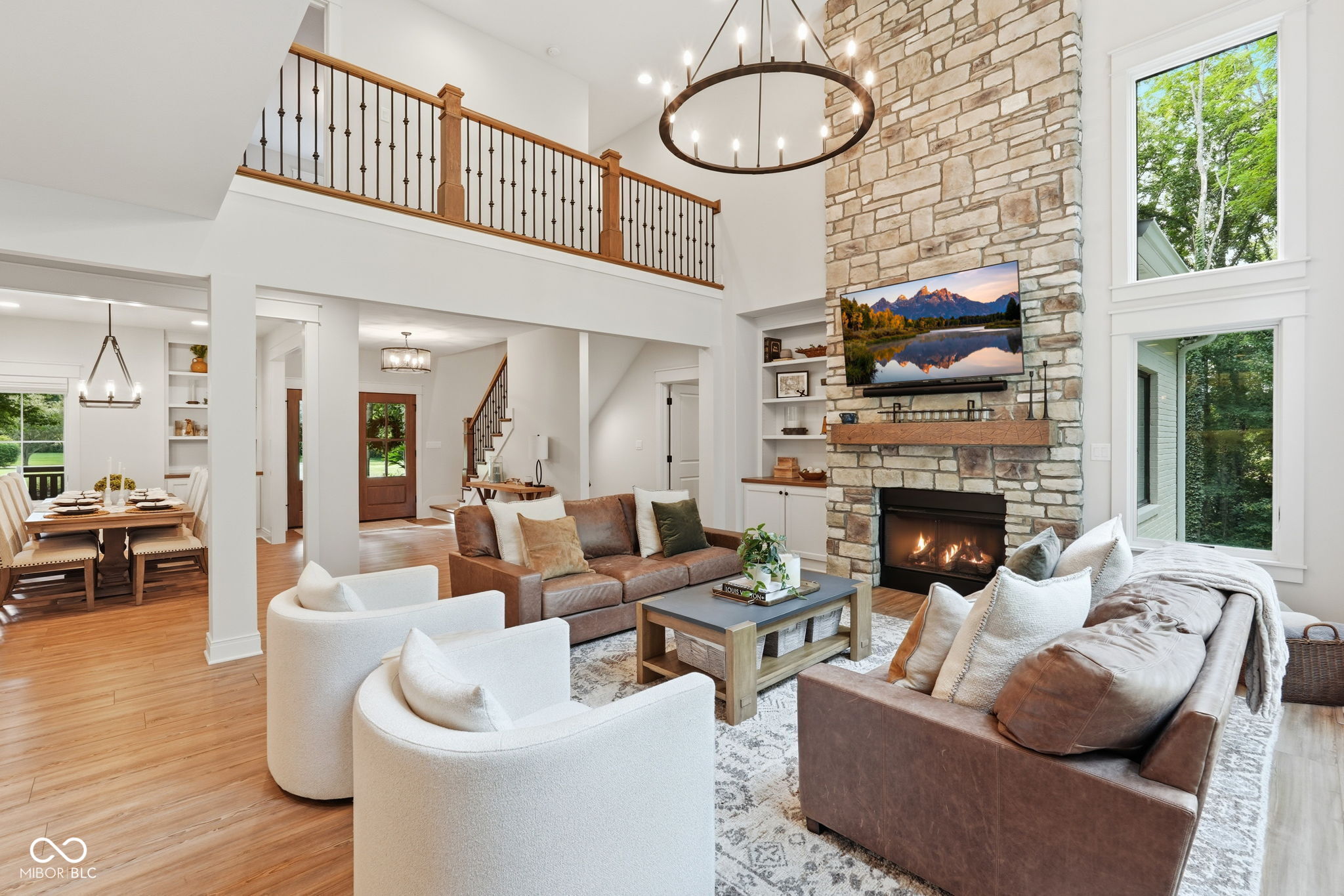 8635 Auburn Ridge
