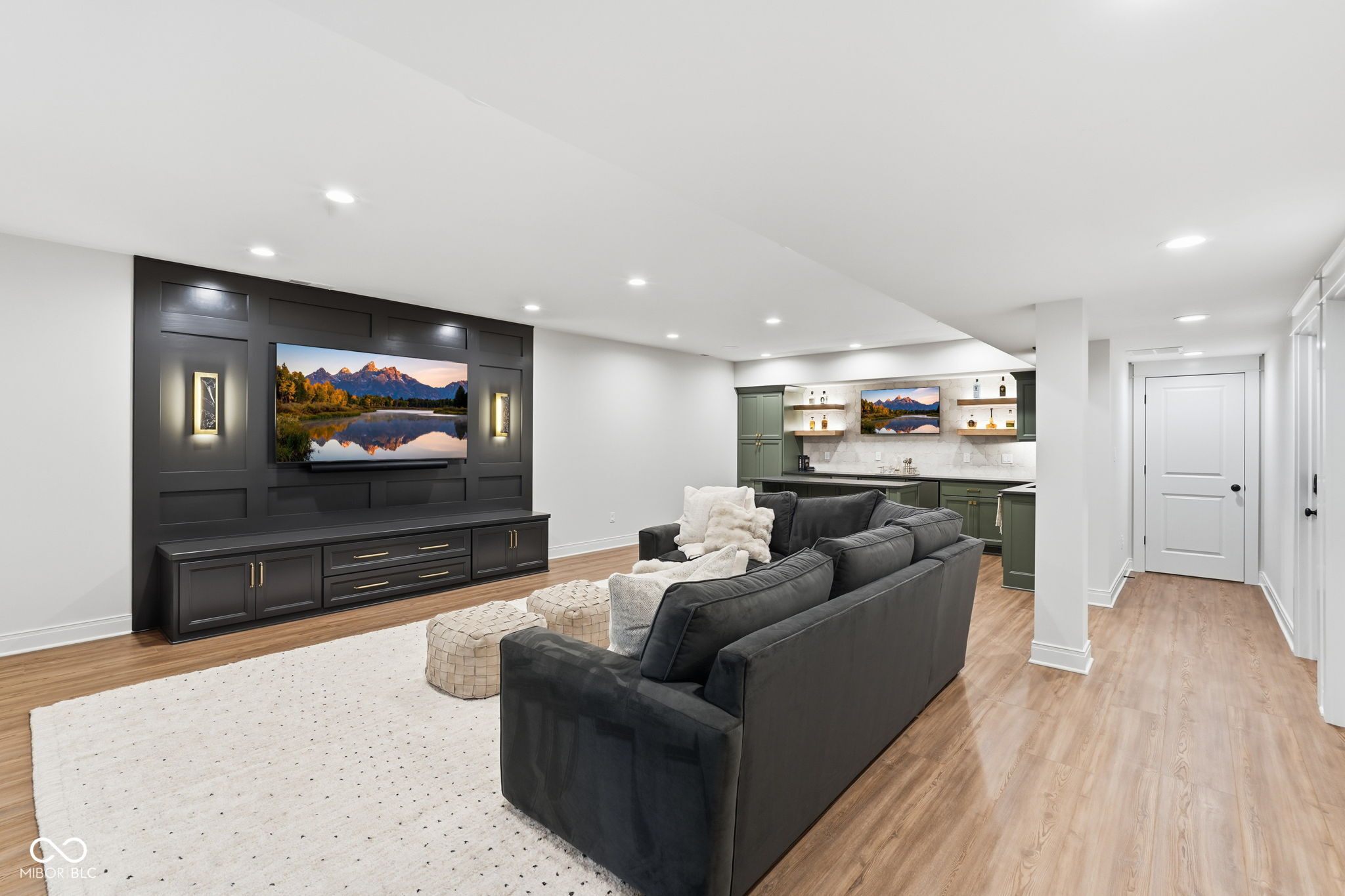 8635 Auburn Ridge