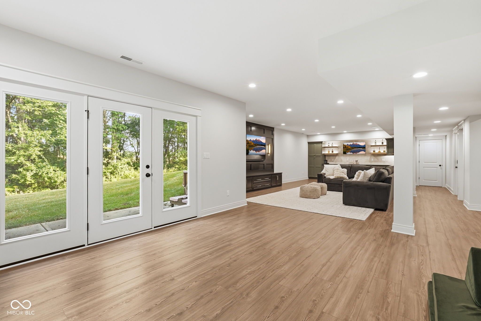 8635 Auburn Ridge