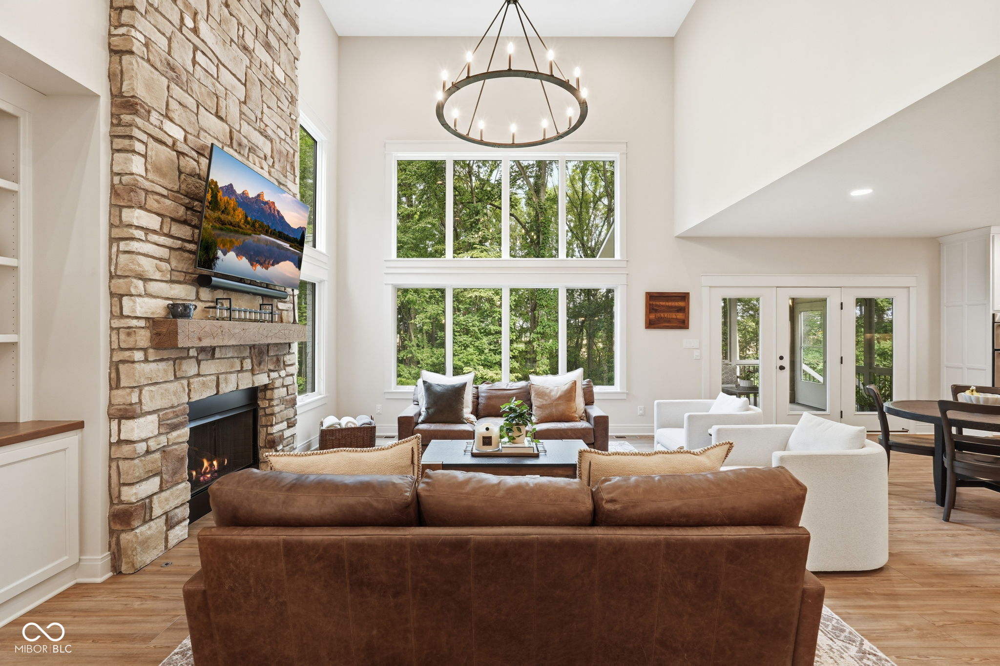 8635 Auburn Ridge