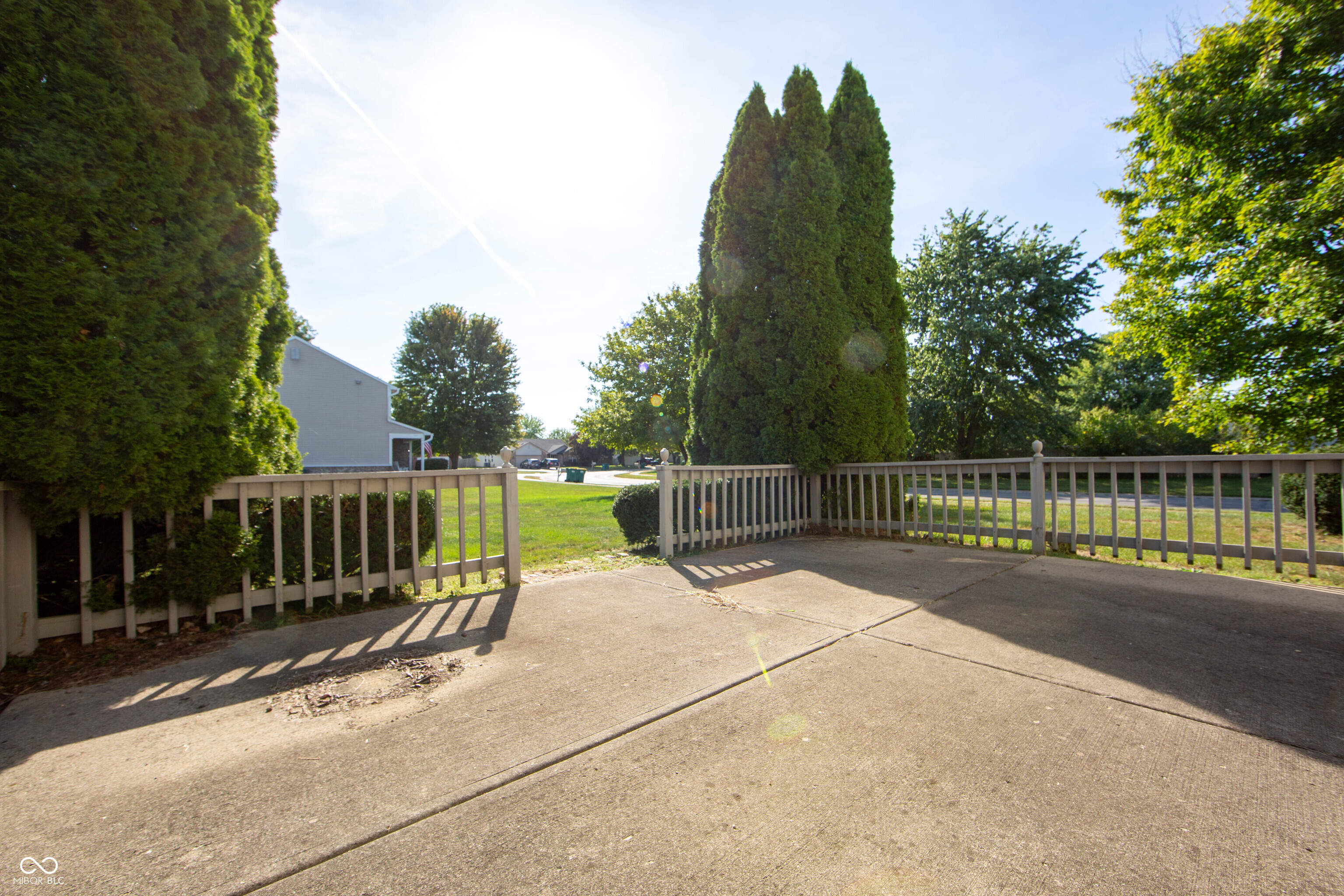 1625 Black Oak Lane