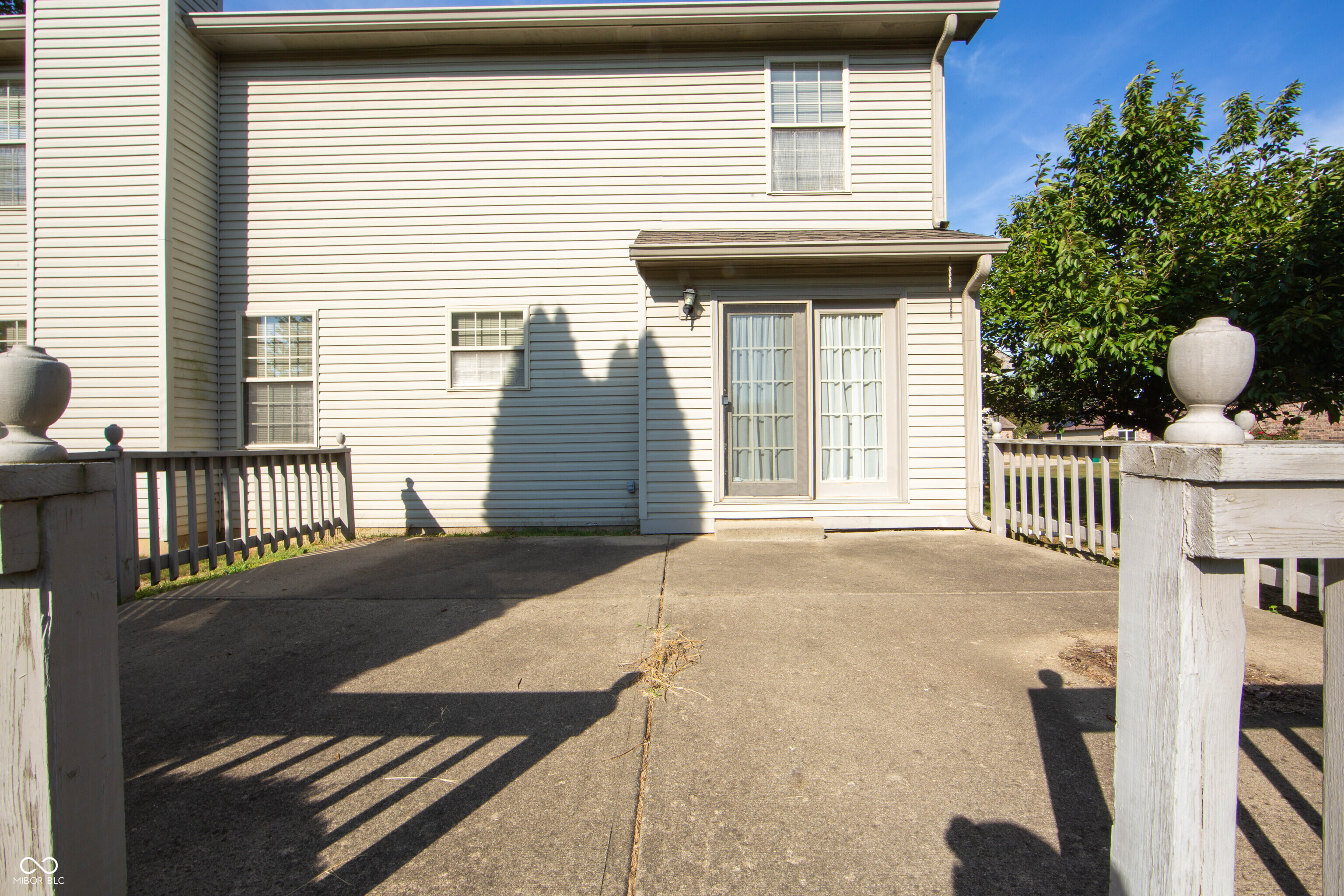 1625 Black Oak Lane