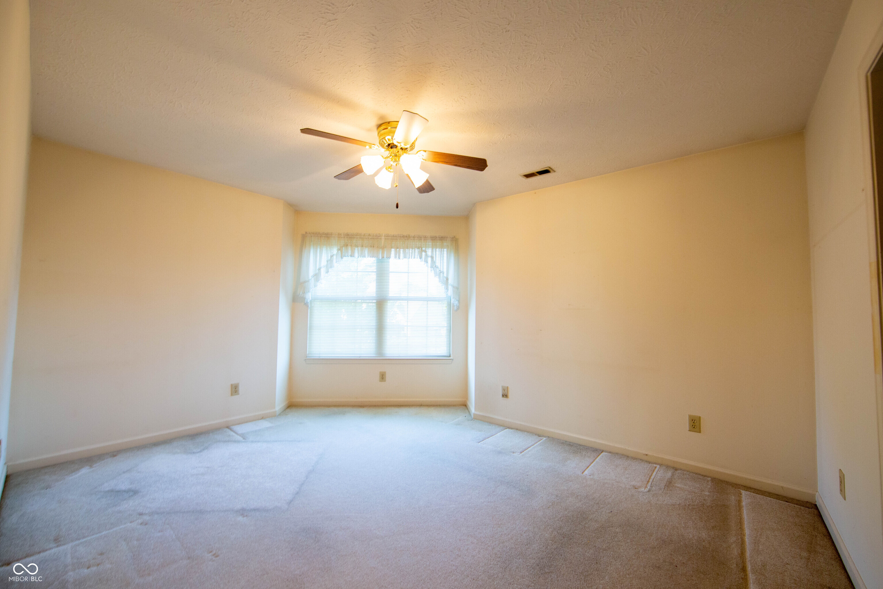 1625 Black Oak Lane