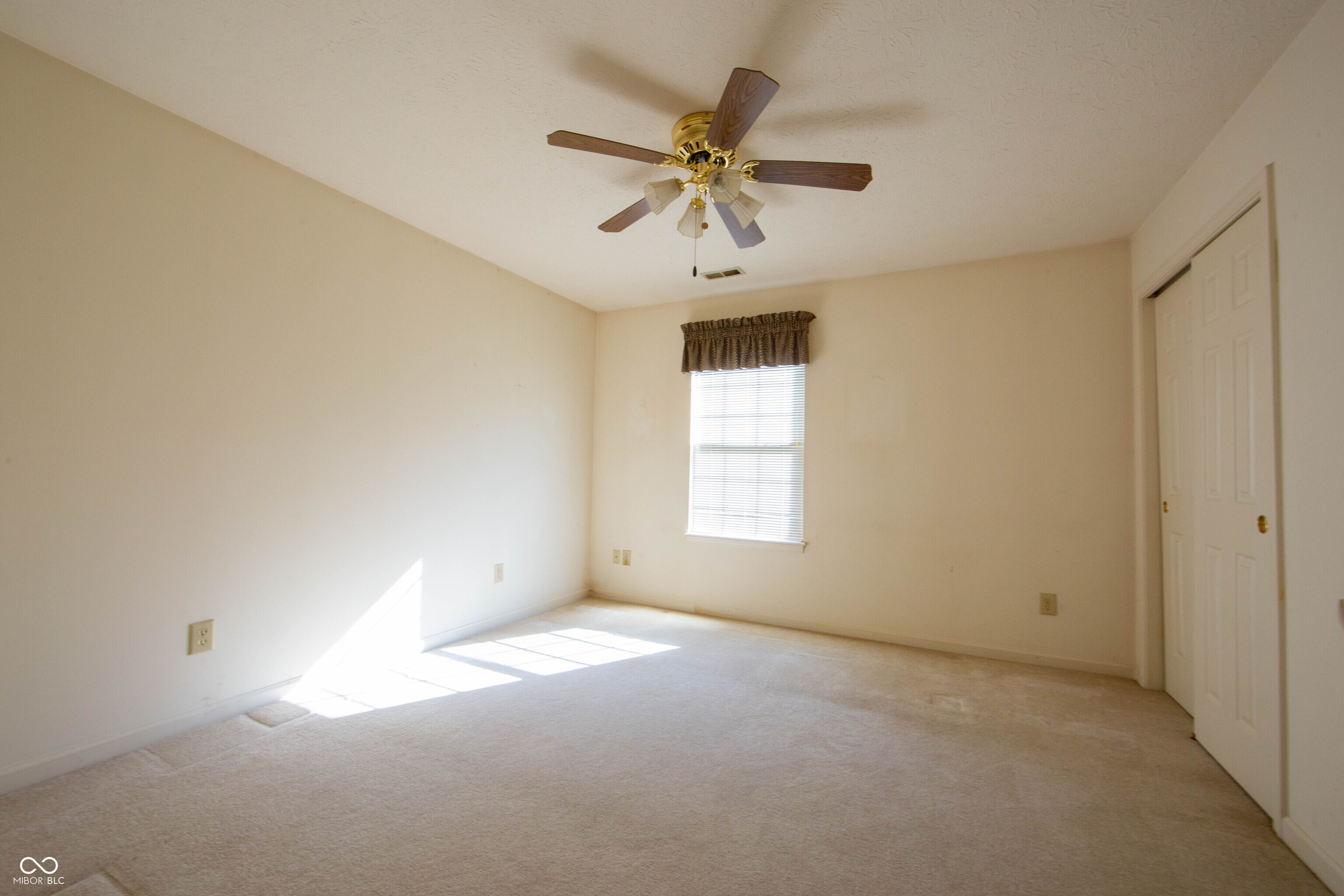 1625 Black Oak Lane