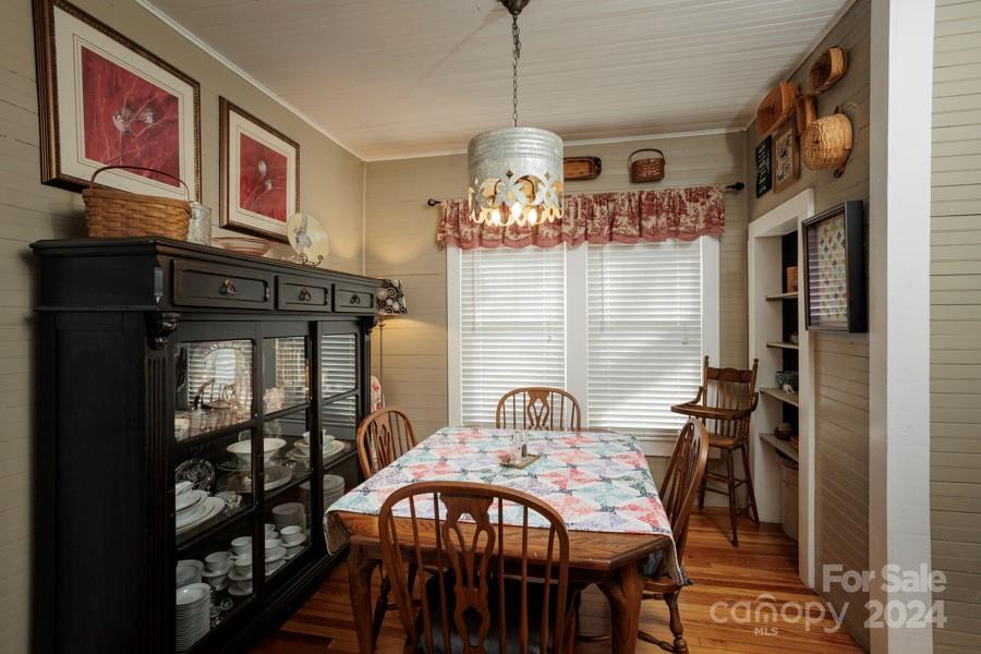 3084 W Main Street