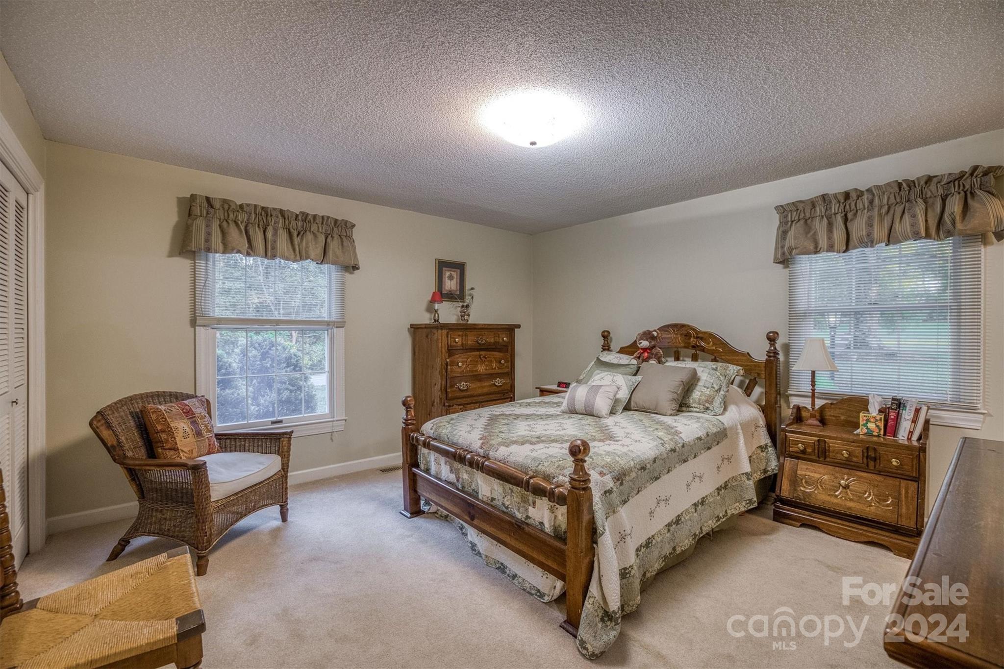 353 Horseshoe Bend Road