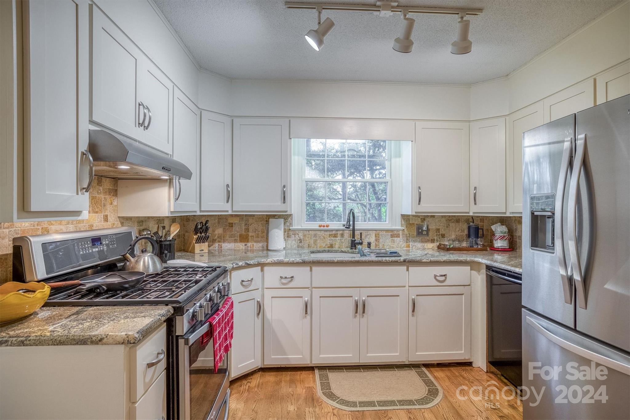 353 Horseshoe Bend Road