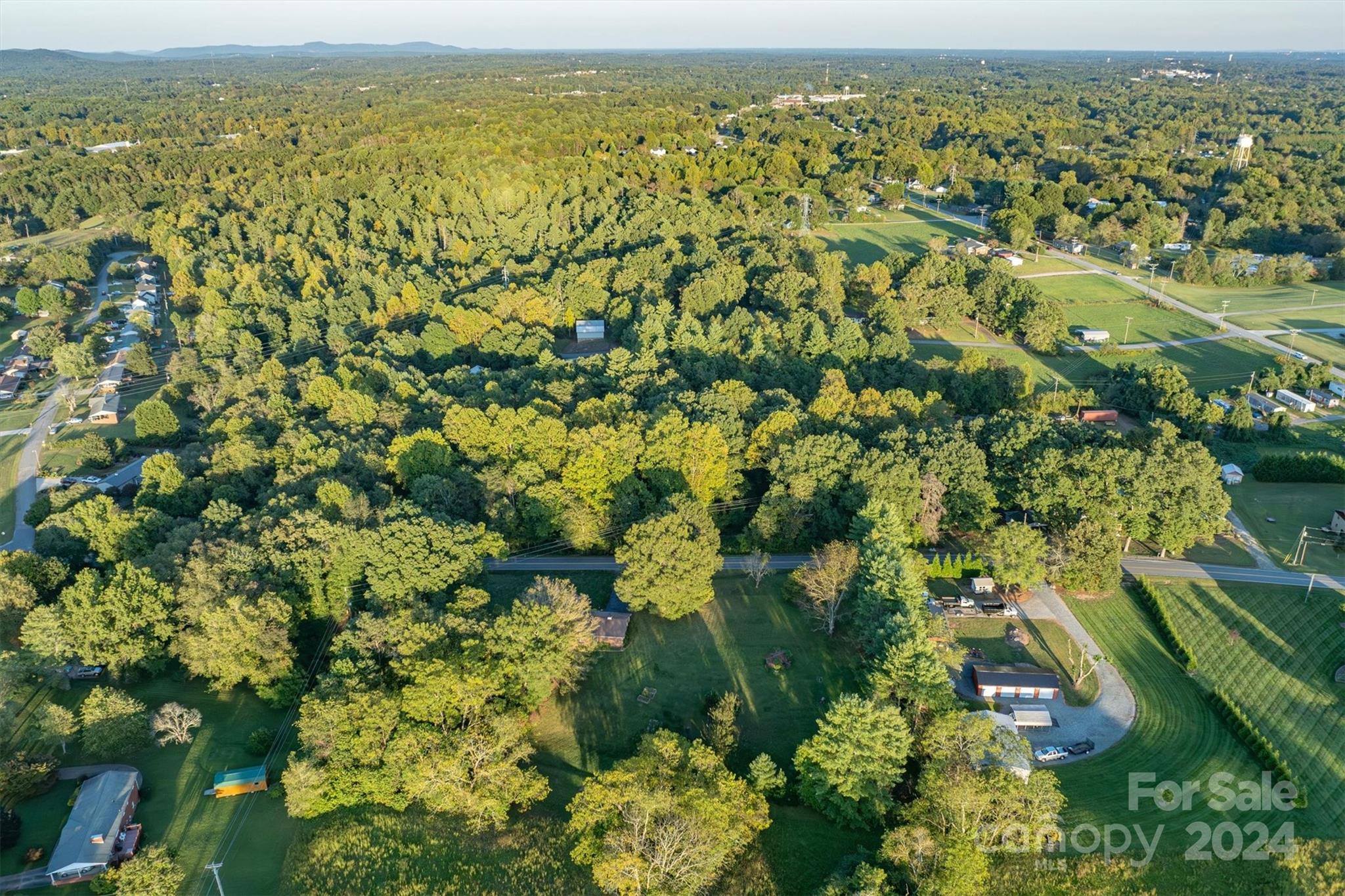 353 Horseshoe Bend Road
