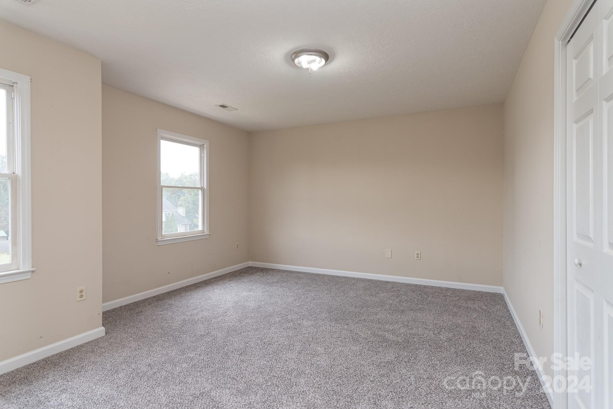1100 Black Walnut Drive