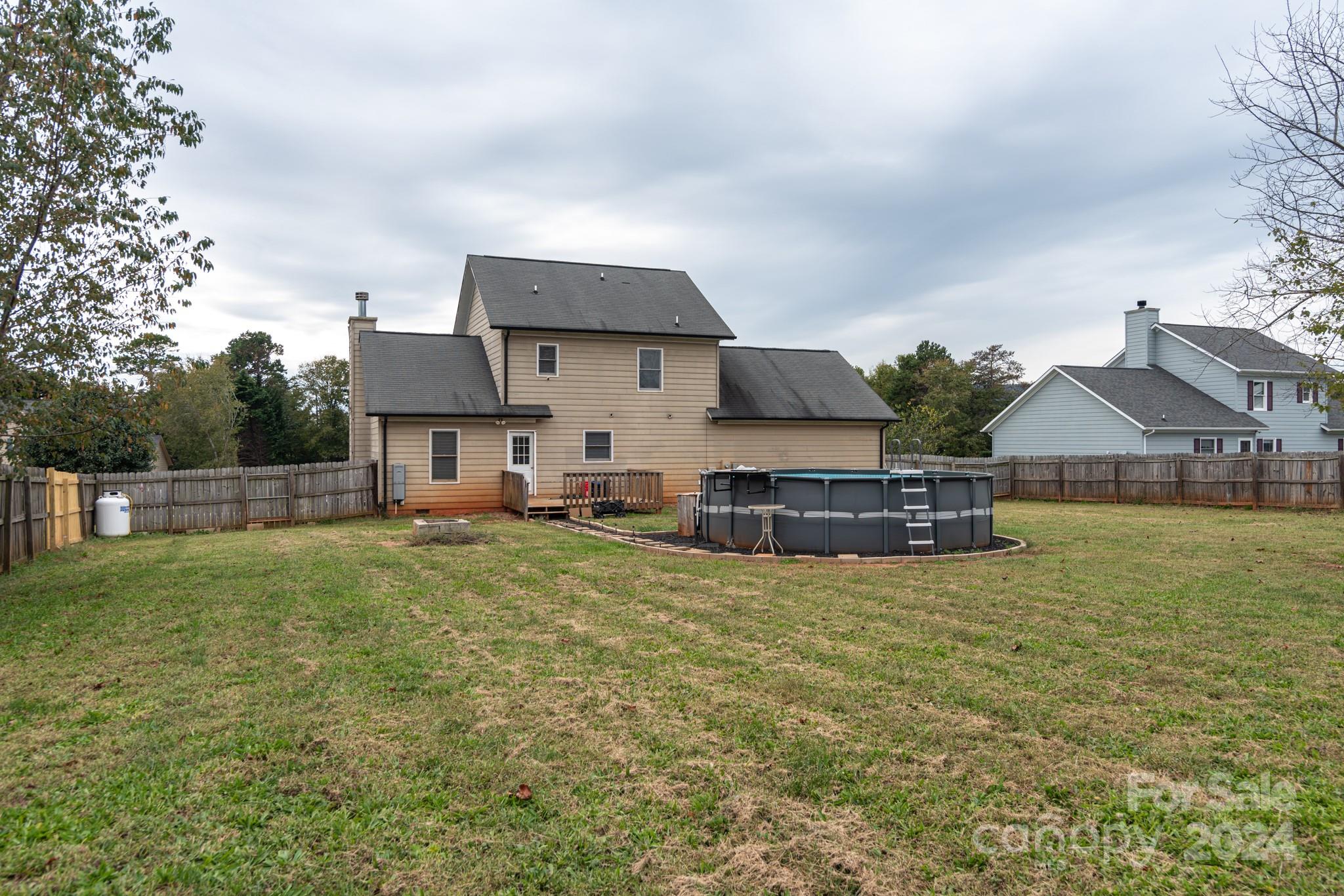 1100 Black Walnut Drive
