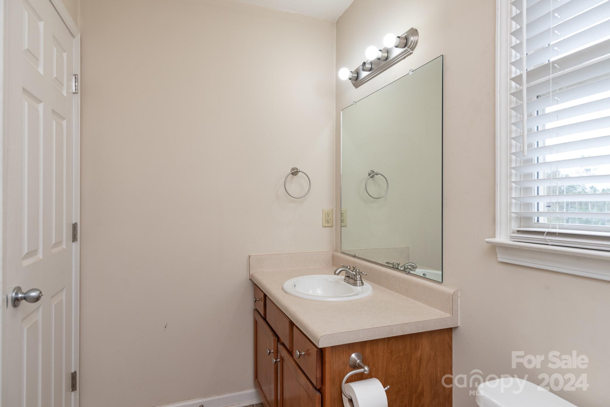 1100 Black Walnut Drive