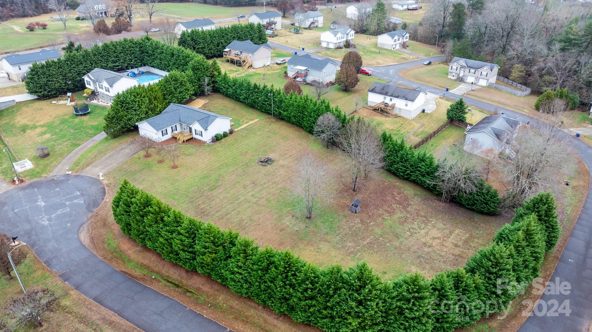 3357 Lilac Lane