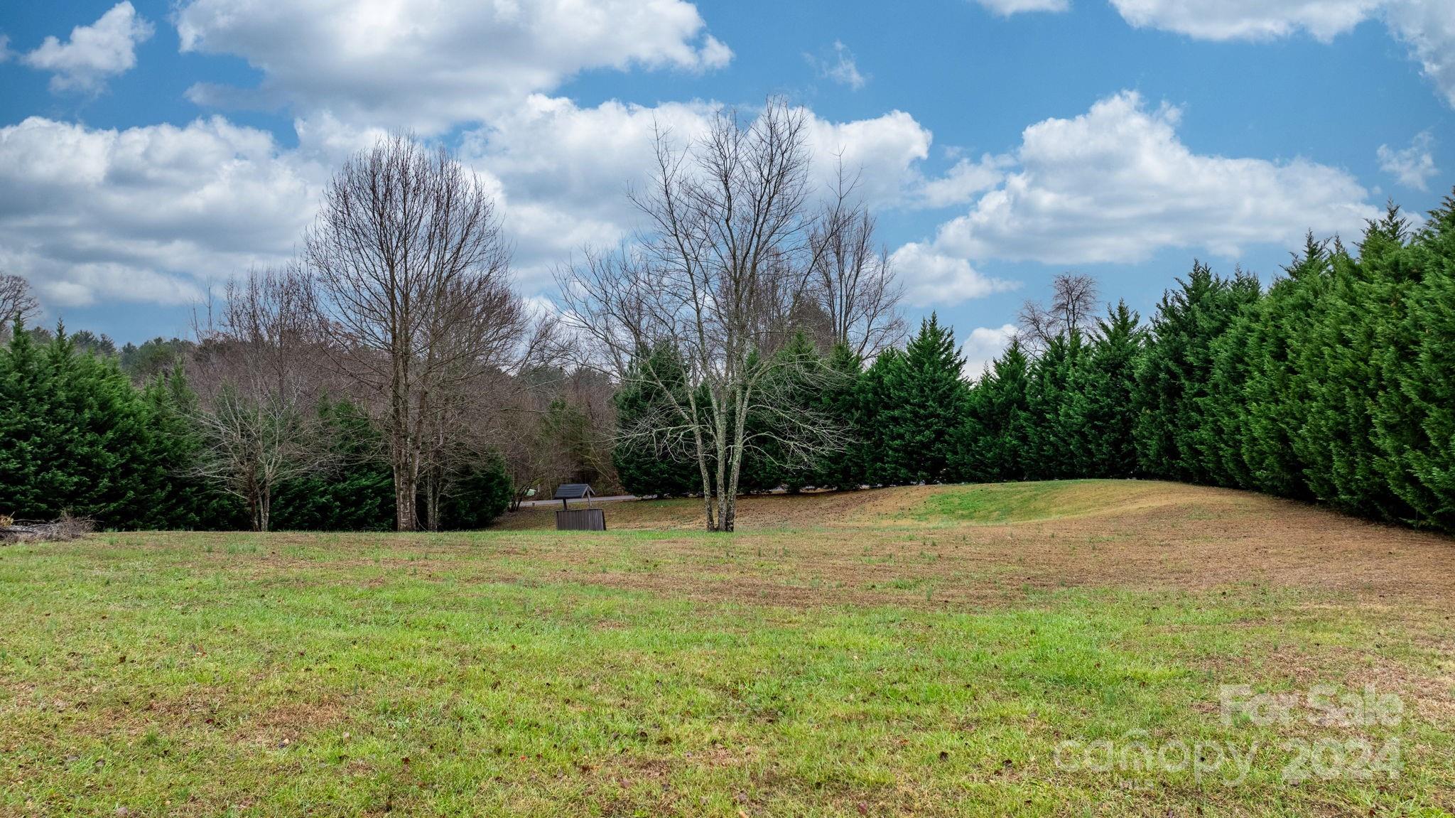 3357 Lilac Lane