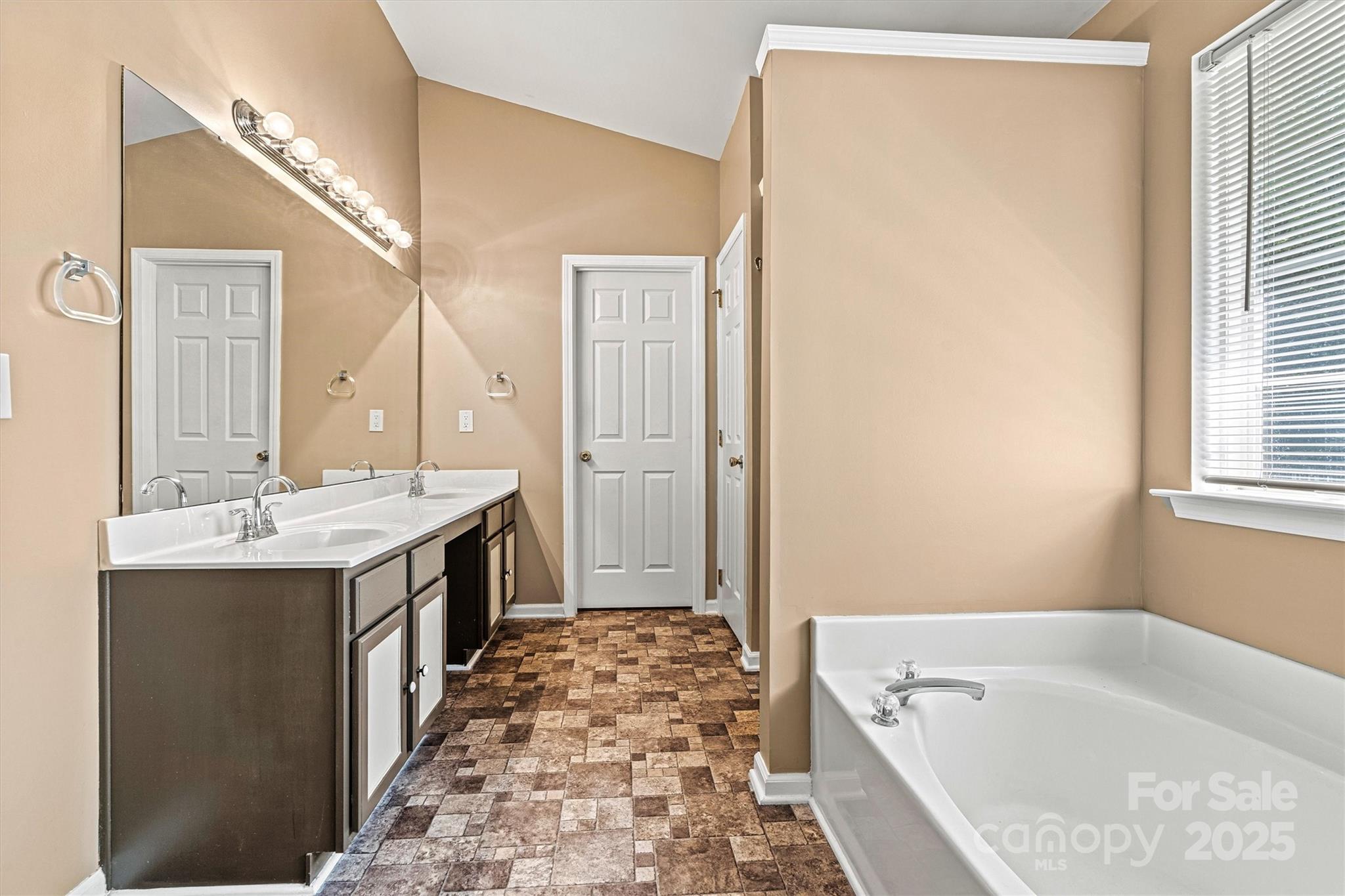 14308 Carolina Forest Court