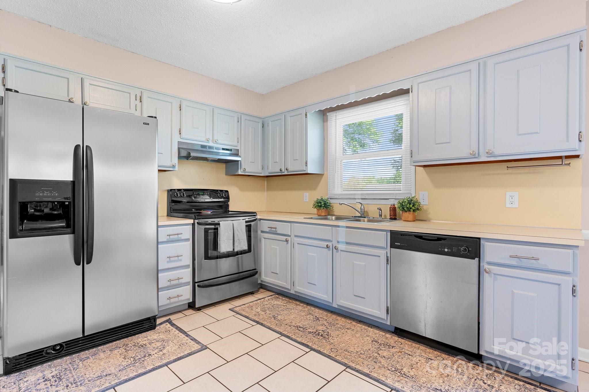 2430 Rocky Ford Road
