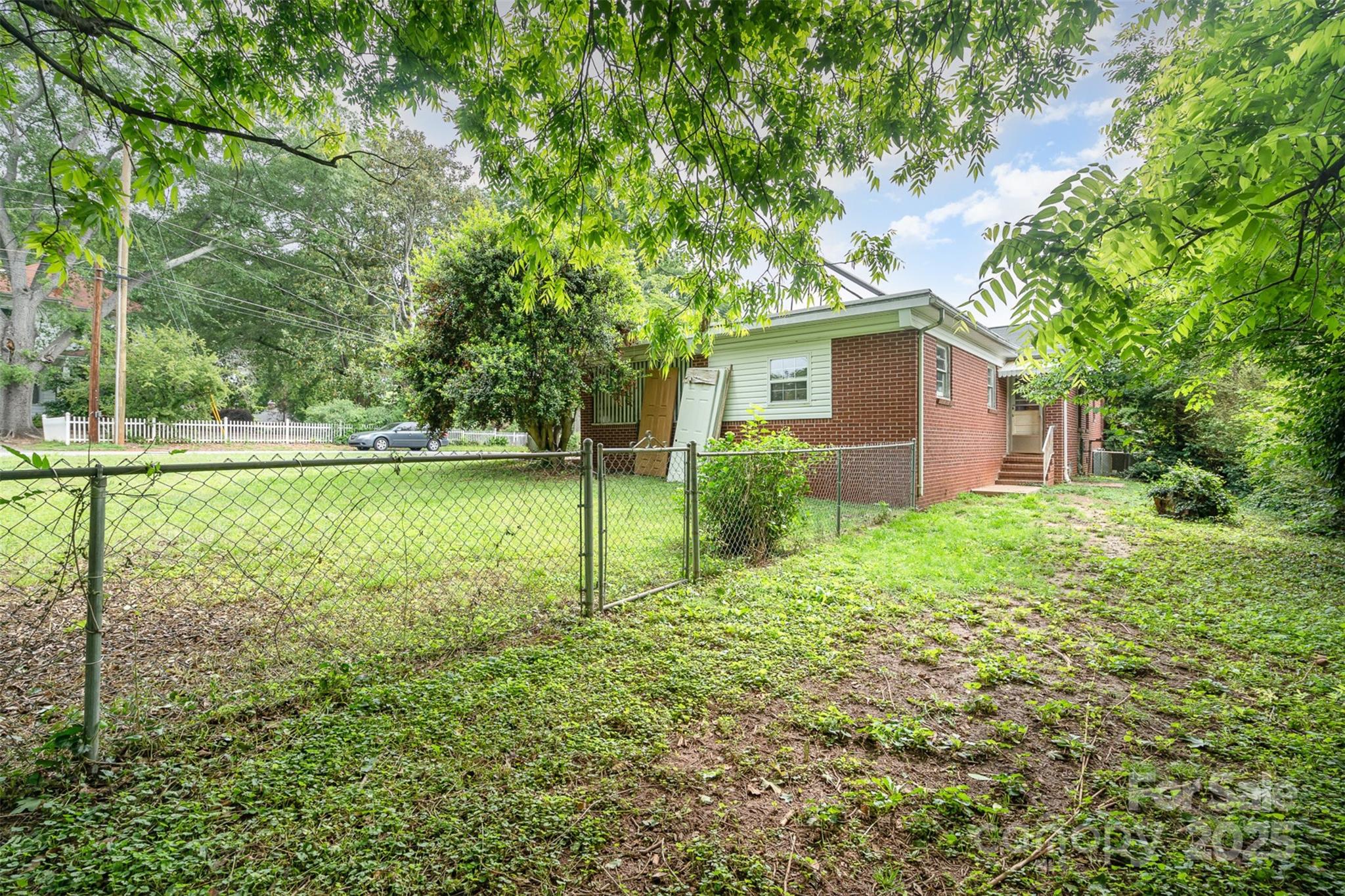 506 7th Street SW