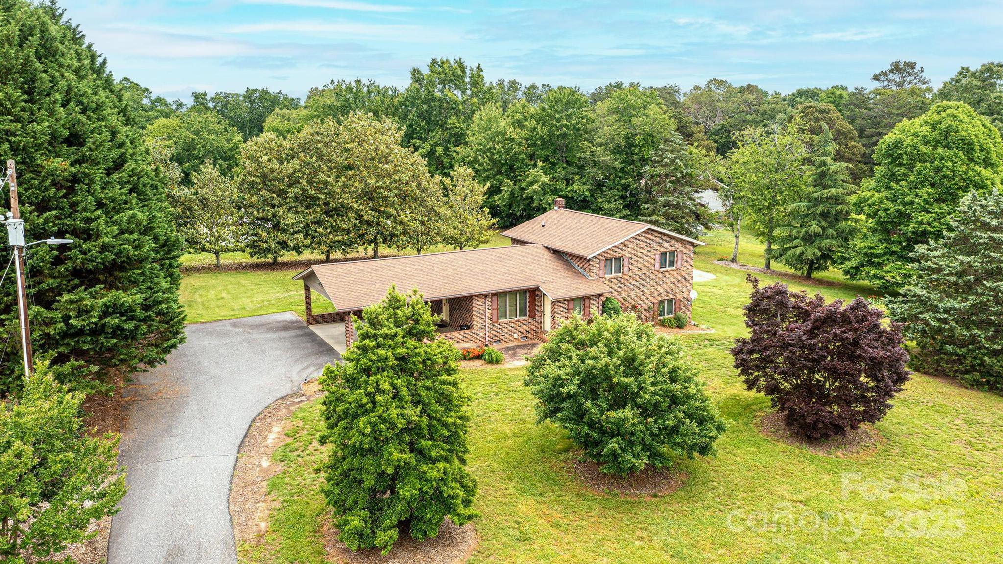 3020 Doc Pugh Road