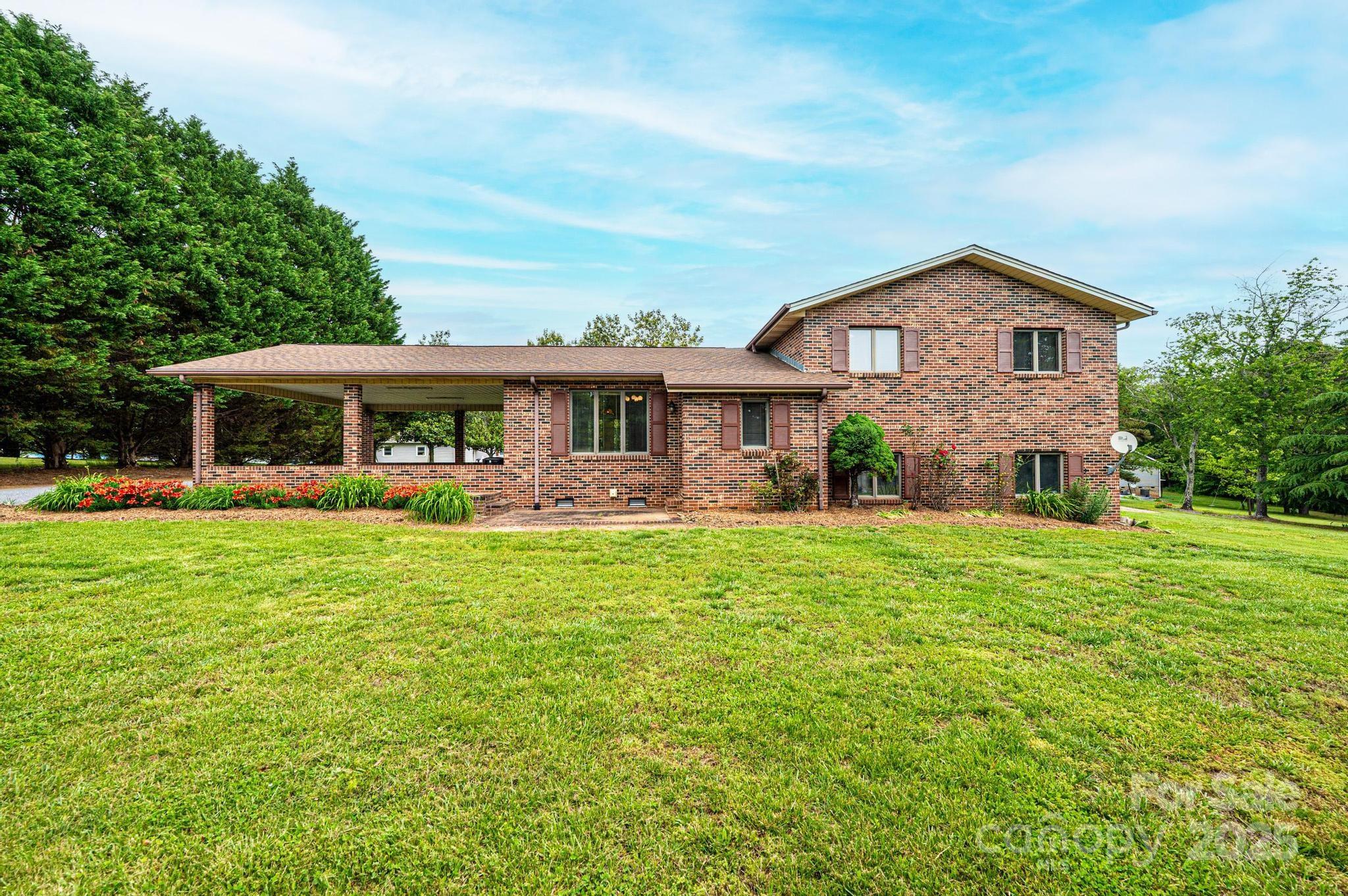 3020 Doc Pugh Road