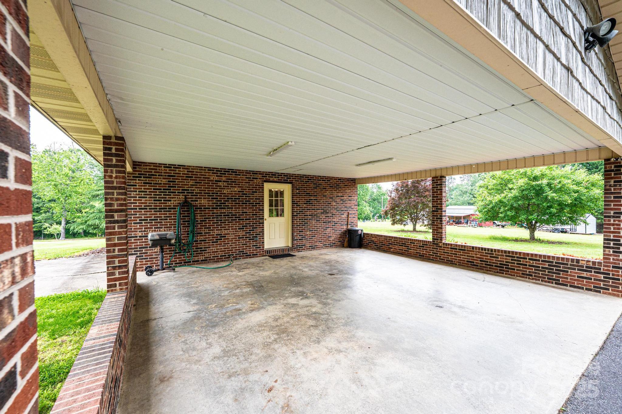 3020 Doc Pugh Road