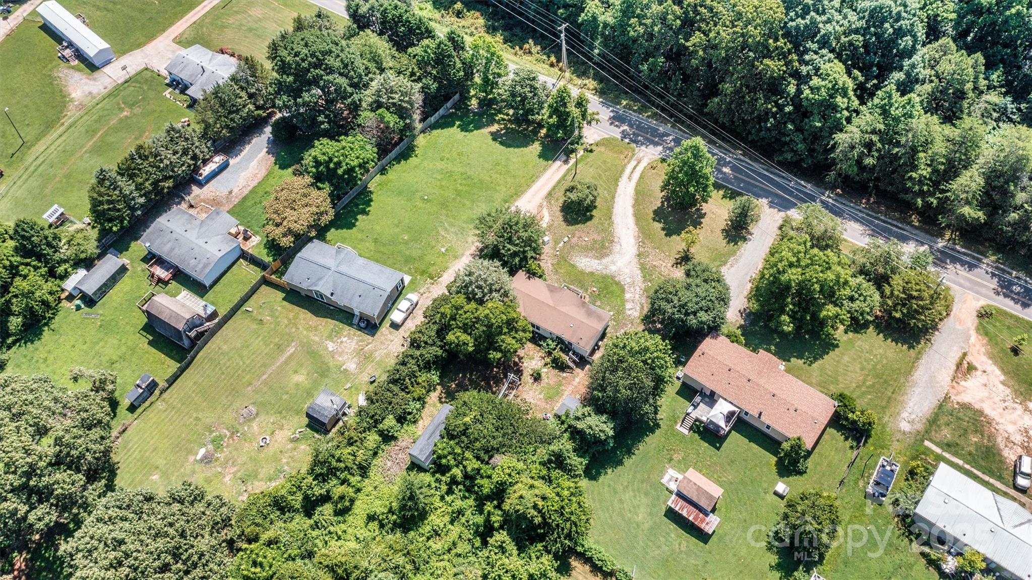 4905 Grassy Creek Road