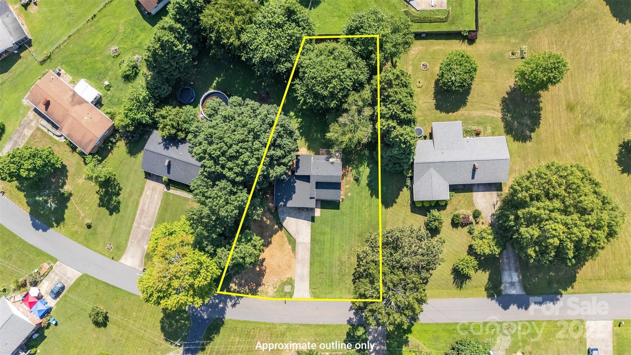 108 Hillsboro Road