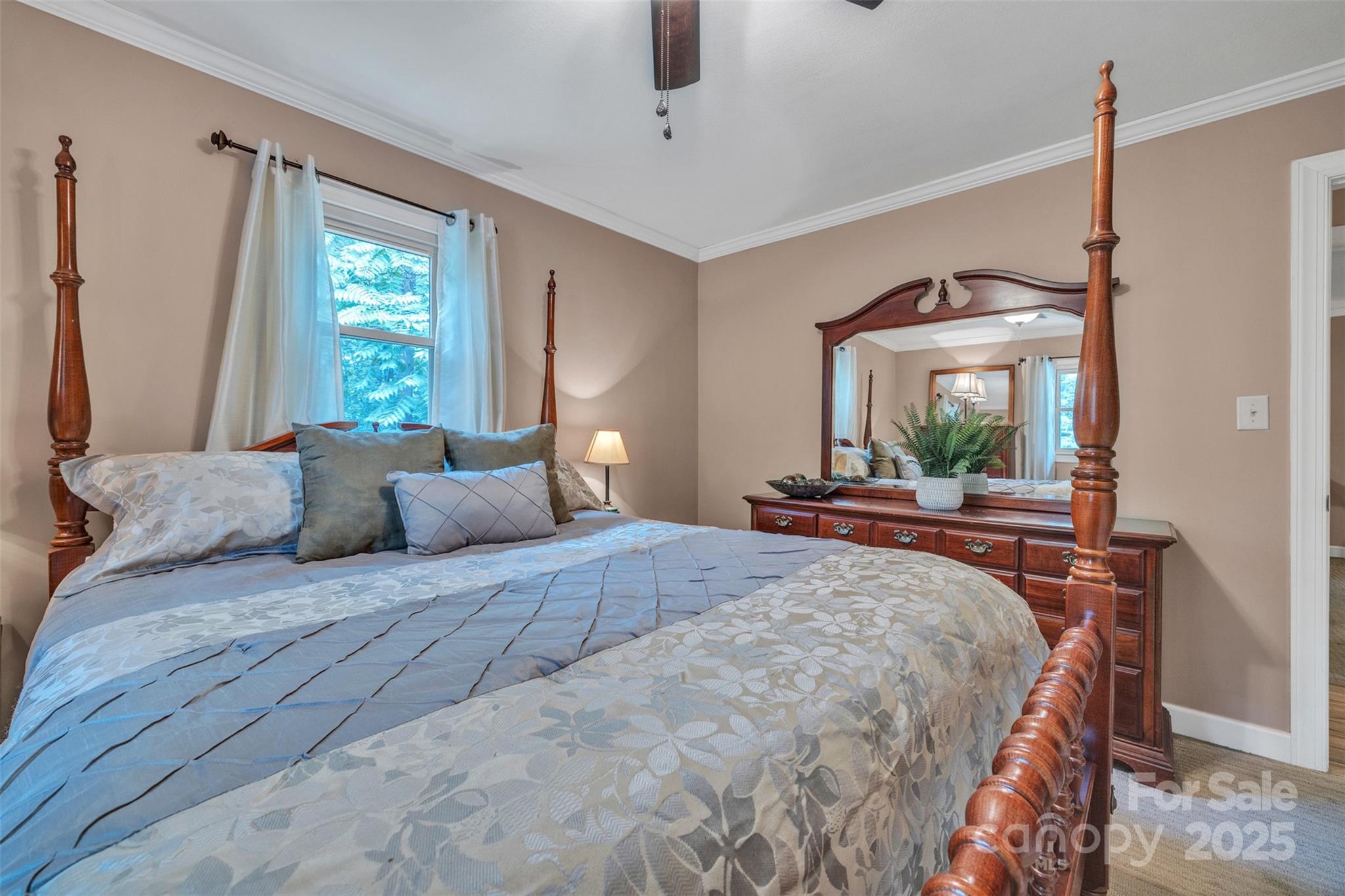 386 Natures Walk Lane