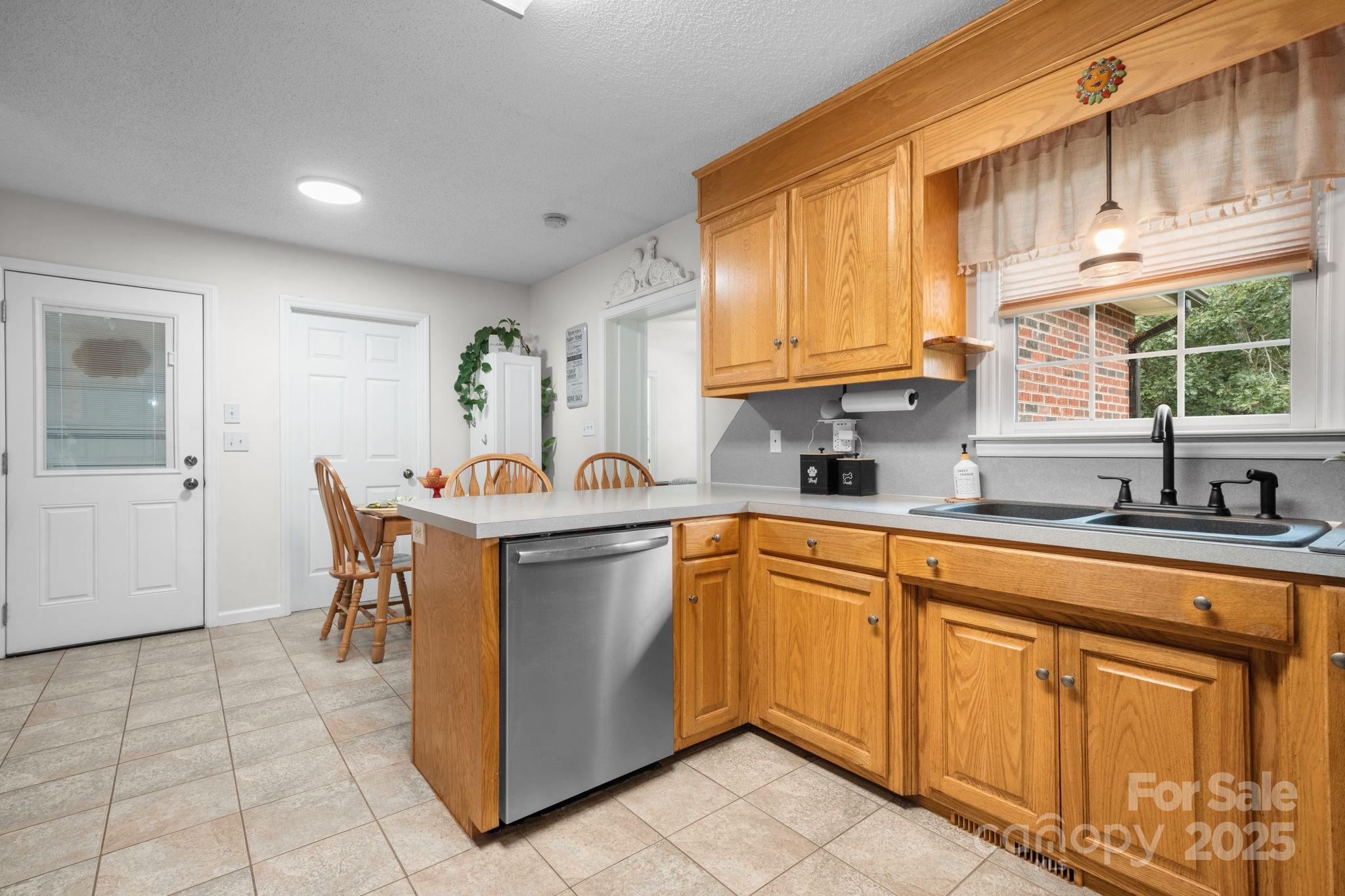 6487 River Bend Road
