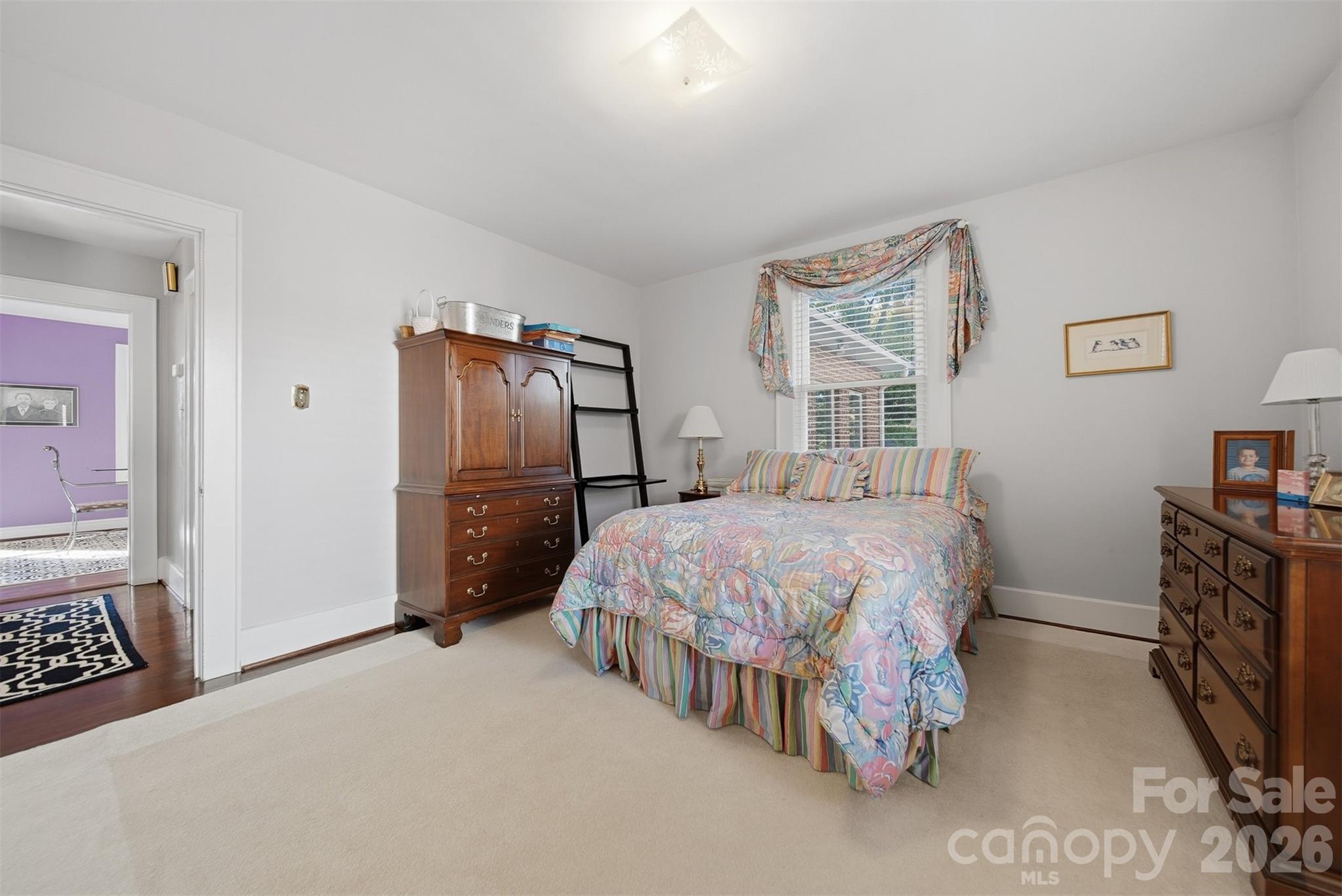 619 4th Street NE