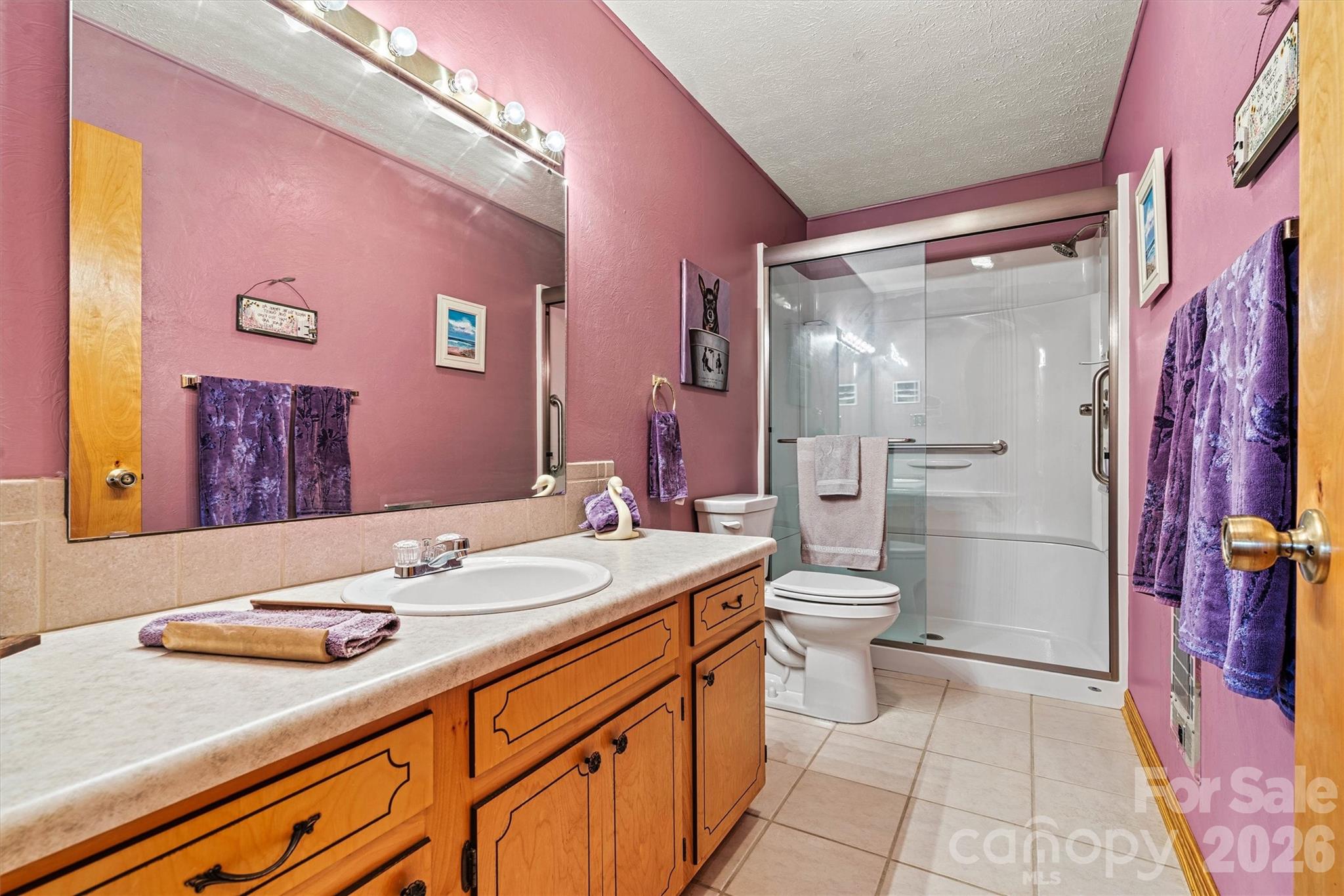 6072 Lookout Heights Drive
