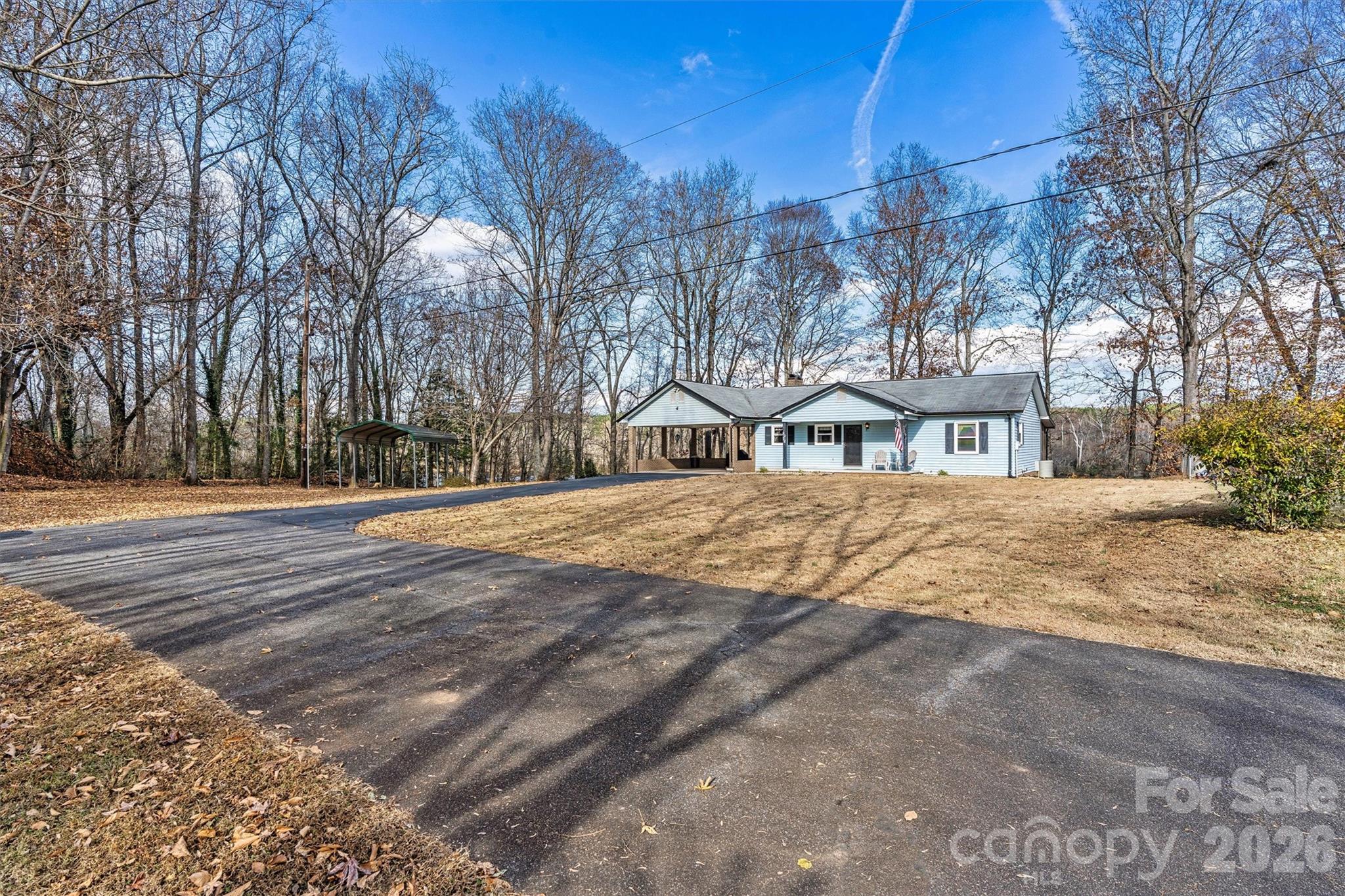 6072 Lookout Heights Drive