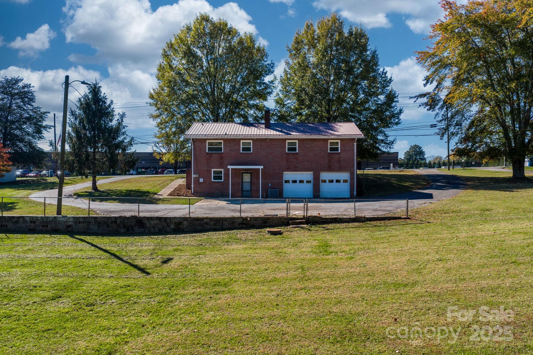 831 21st Street Drive SE