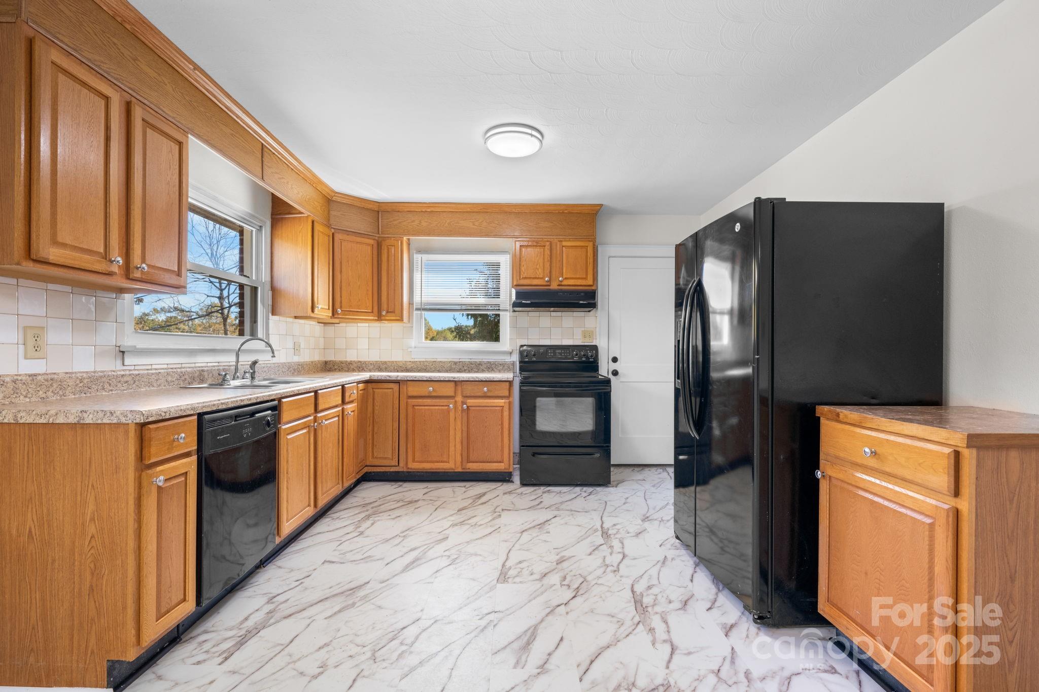 831 21st Street Drive SE