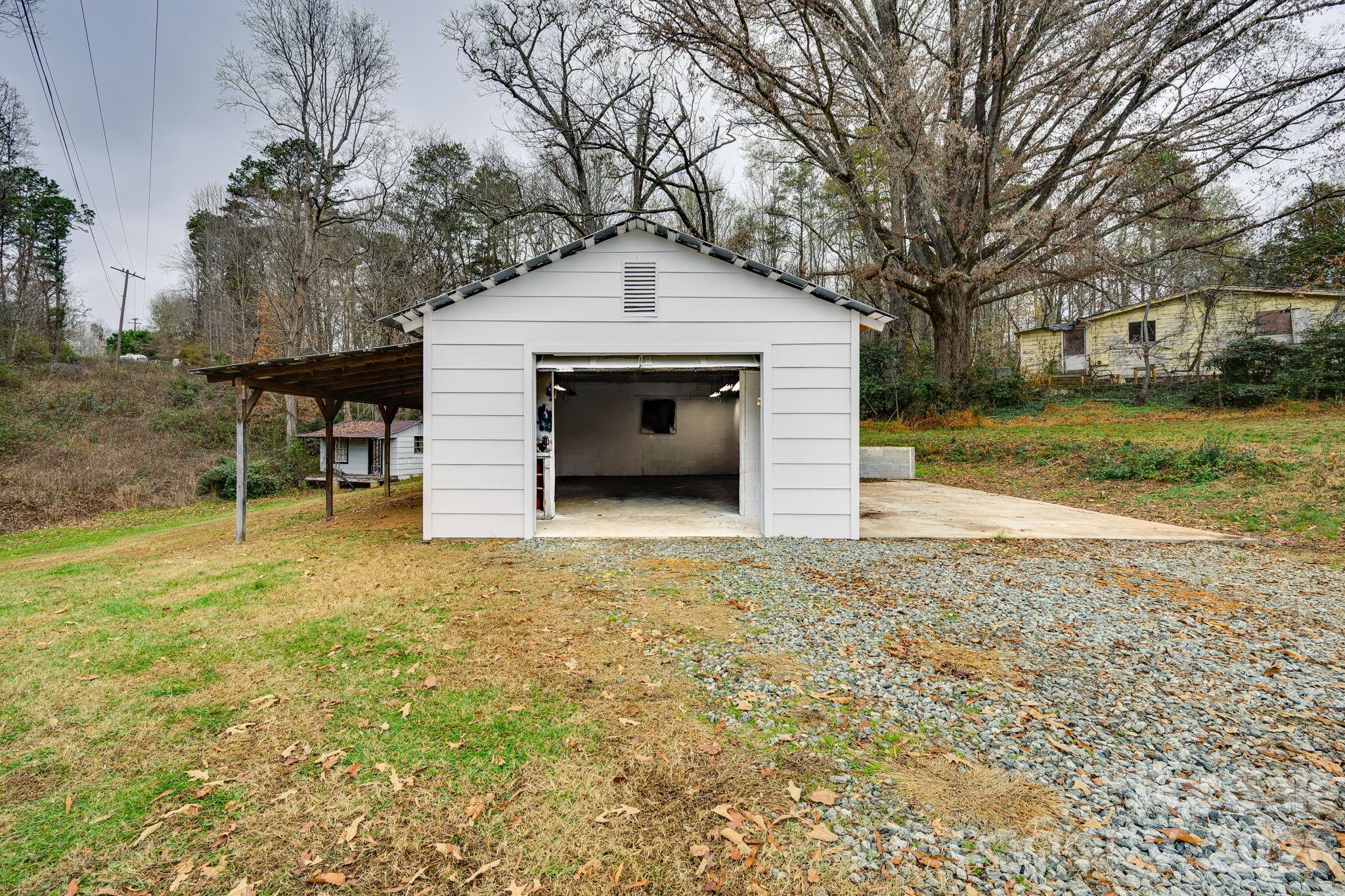 1510 1st Street Place SE