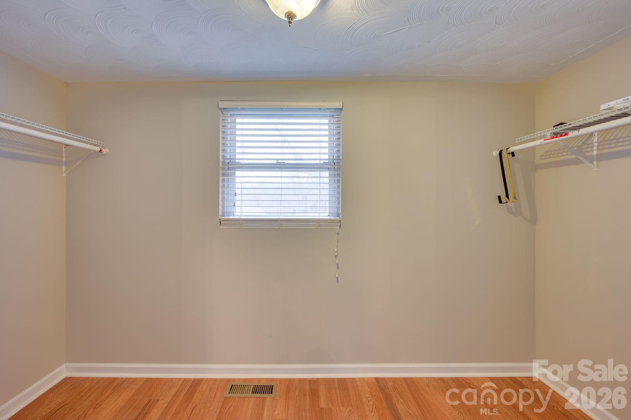 1510 1st Street Place SE