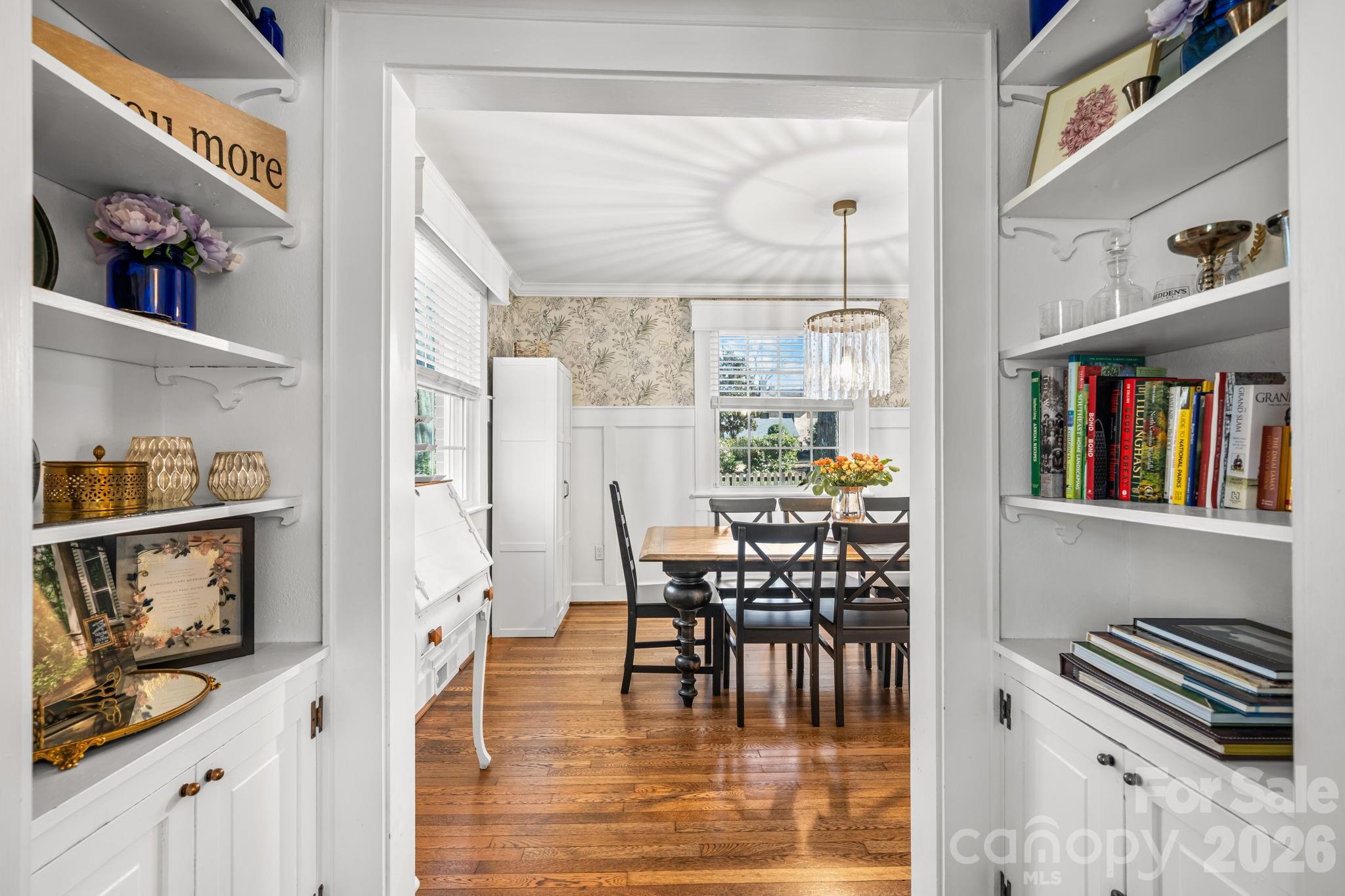 530 7th Street NW