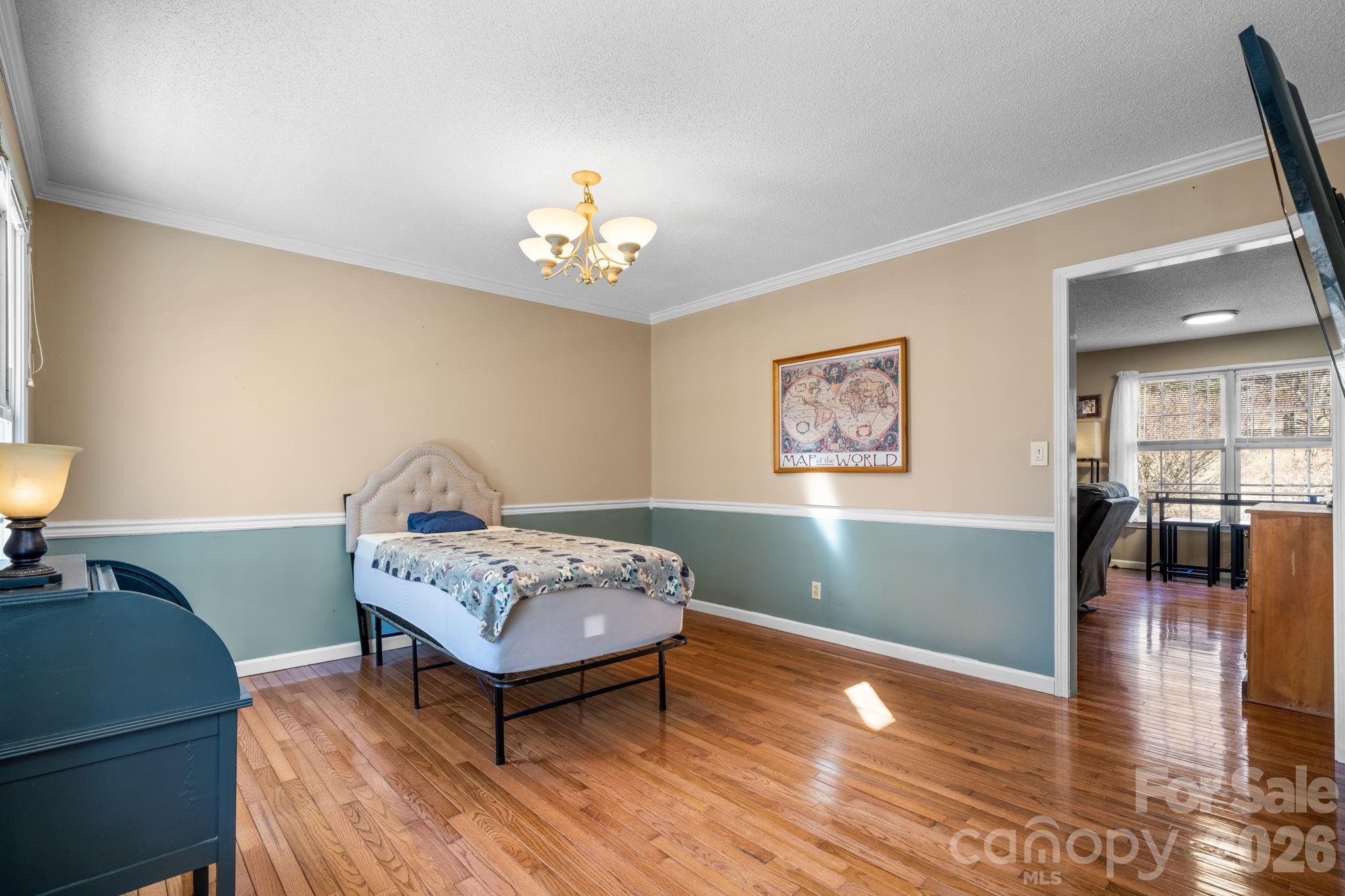 3956 Den Drive