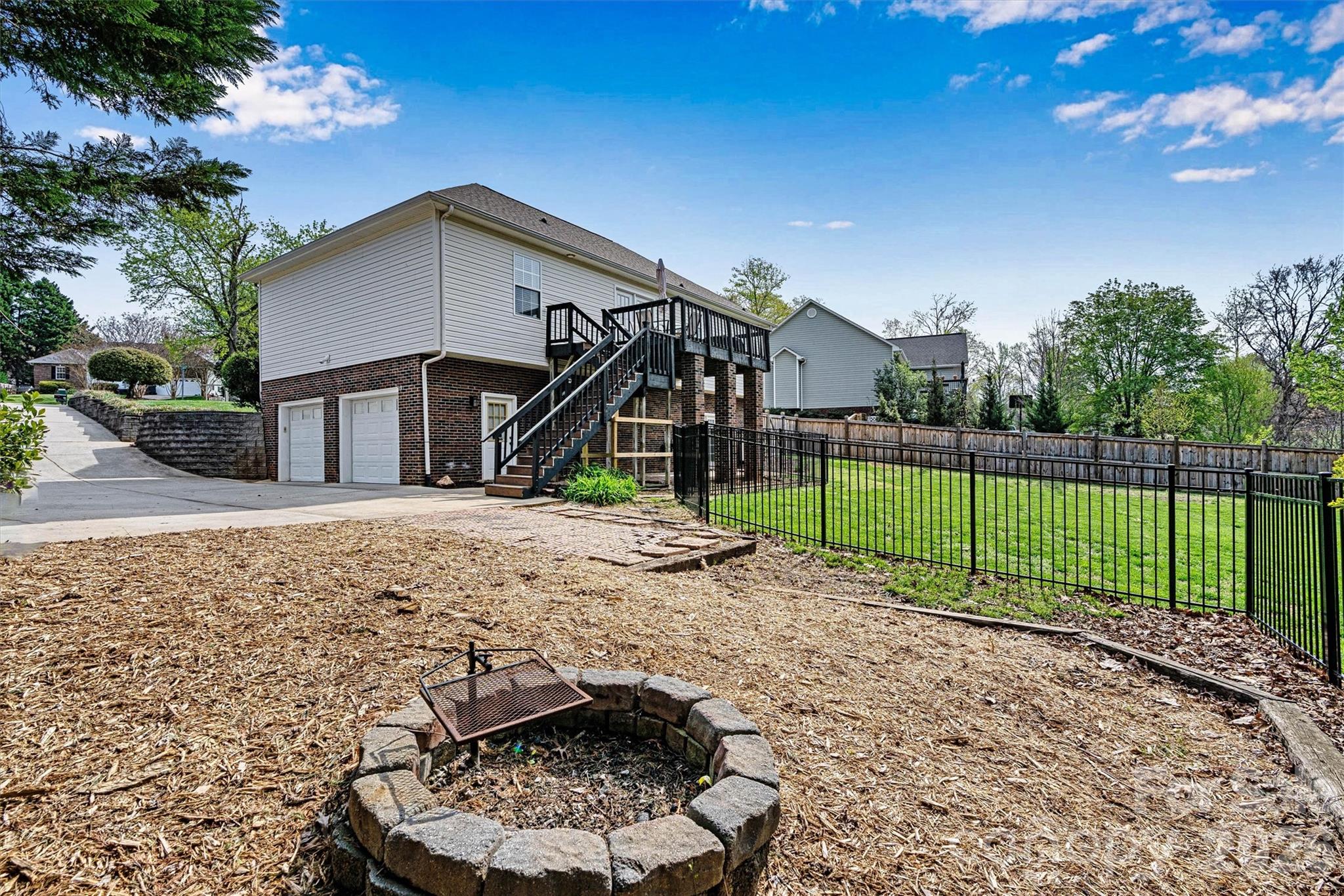 219 Heather Glen Drive